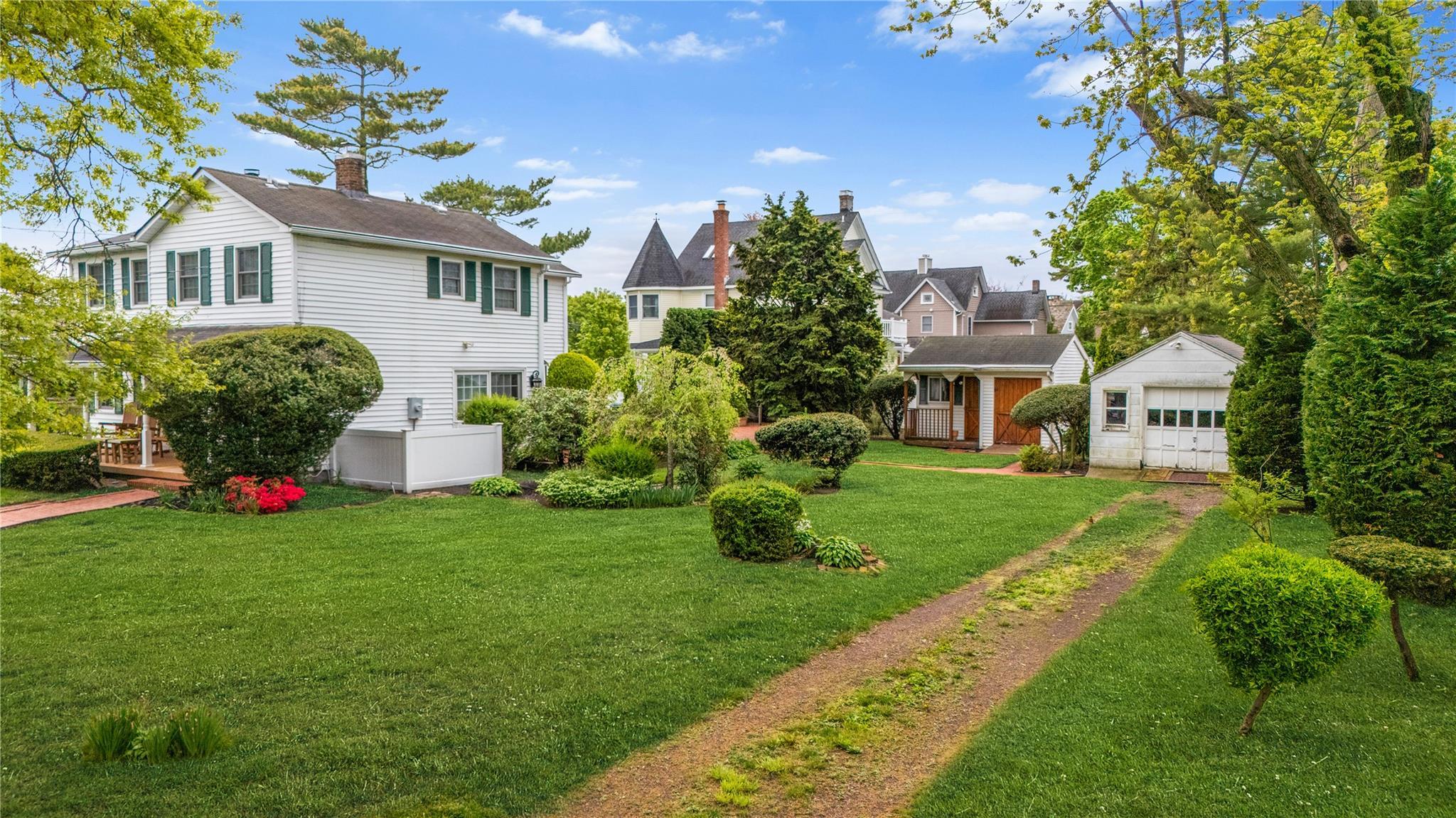 Single Family Coles  Suffolk County, NY 11701, MLS-862110-3