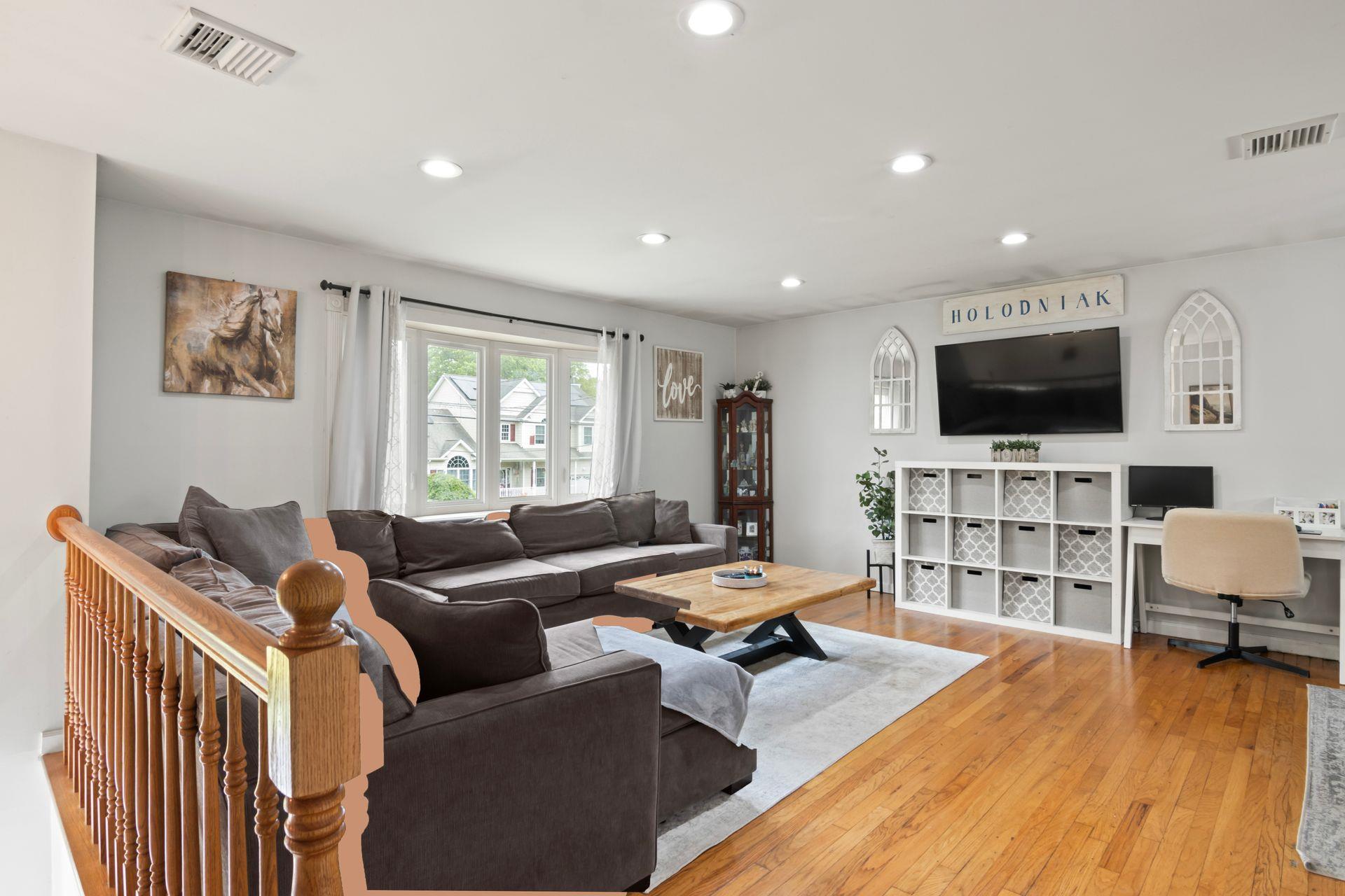 Single Family Harrison  Suffolk County, NY 11764, MLS-862112-10