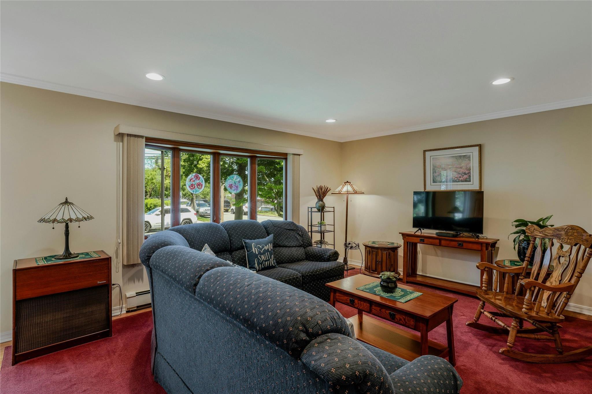 Single Family End  Nassau County, NY 11040, MLS-862127-3
