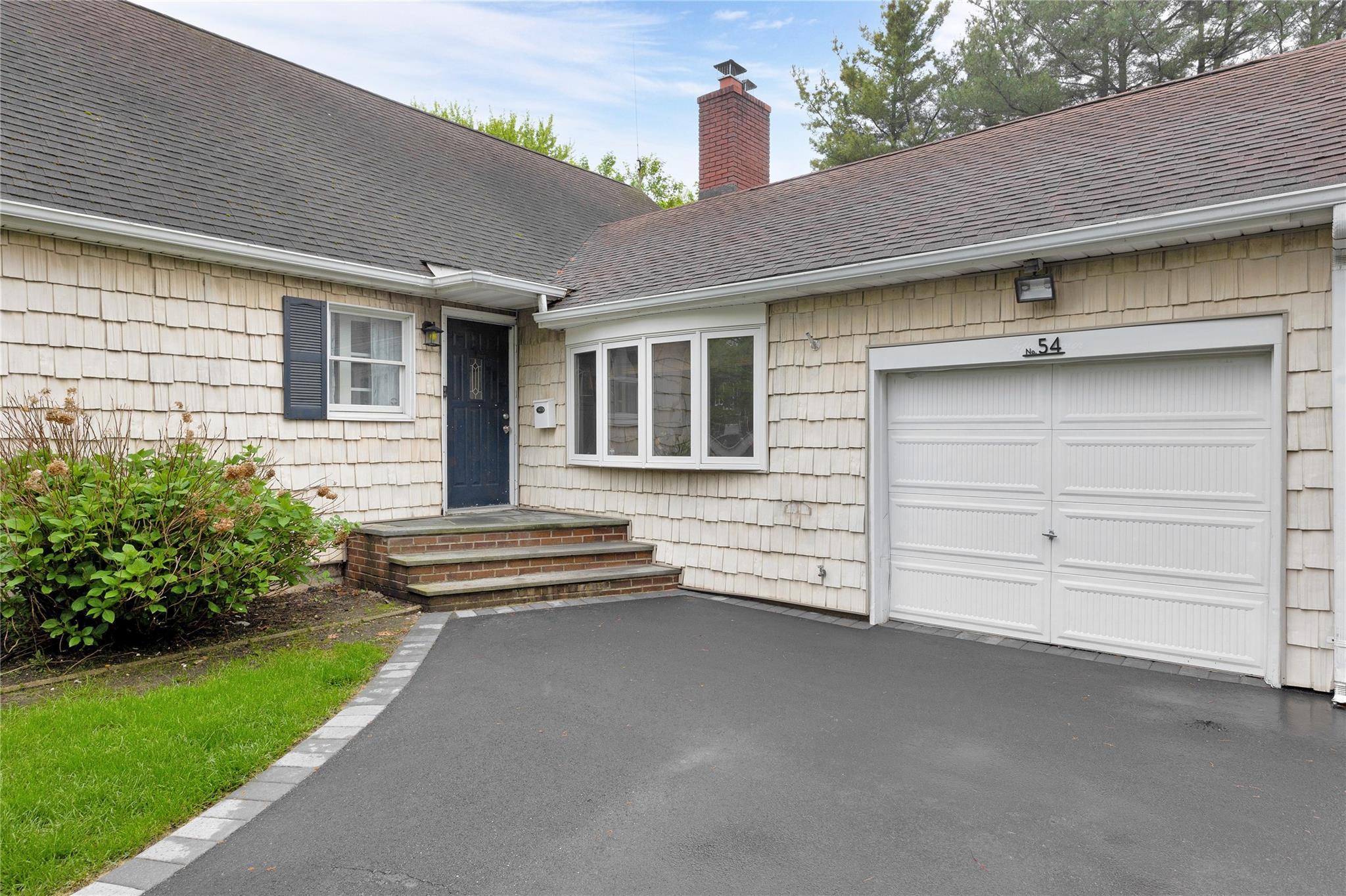 Single Family Bryan  Suffolk County, NY 11701, MLS-862129-5