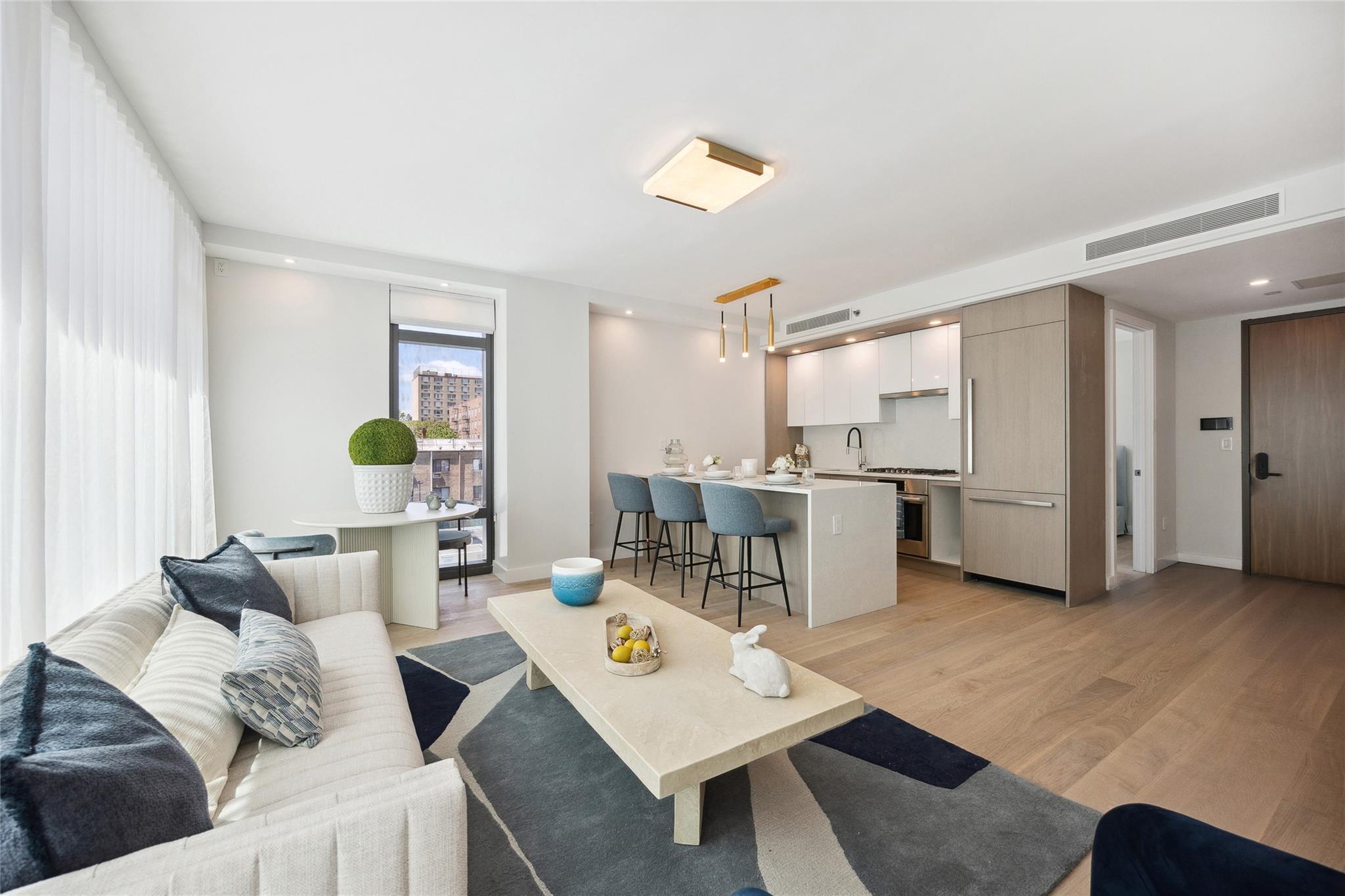 Condo Parsons  Queens, NY 11354, MLS-862131-18