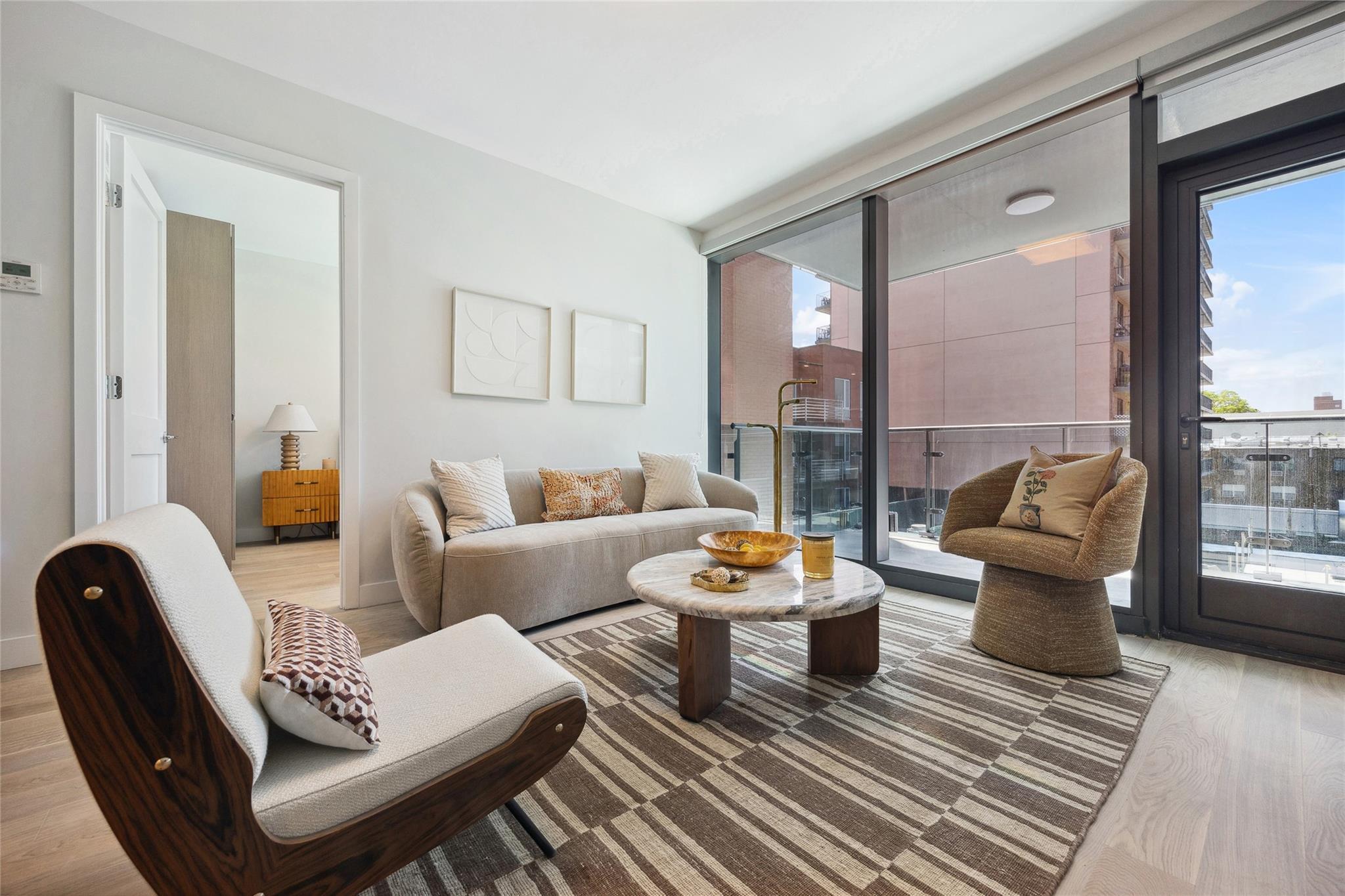 Condo Parsons  Queens, NY 11354, MLS-862131-3