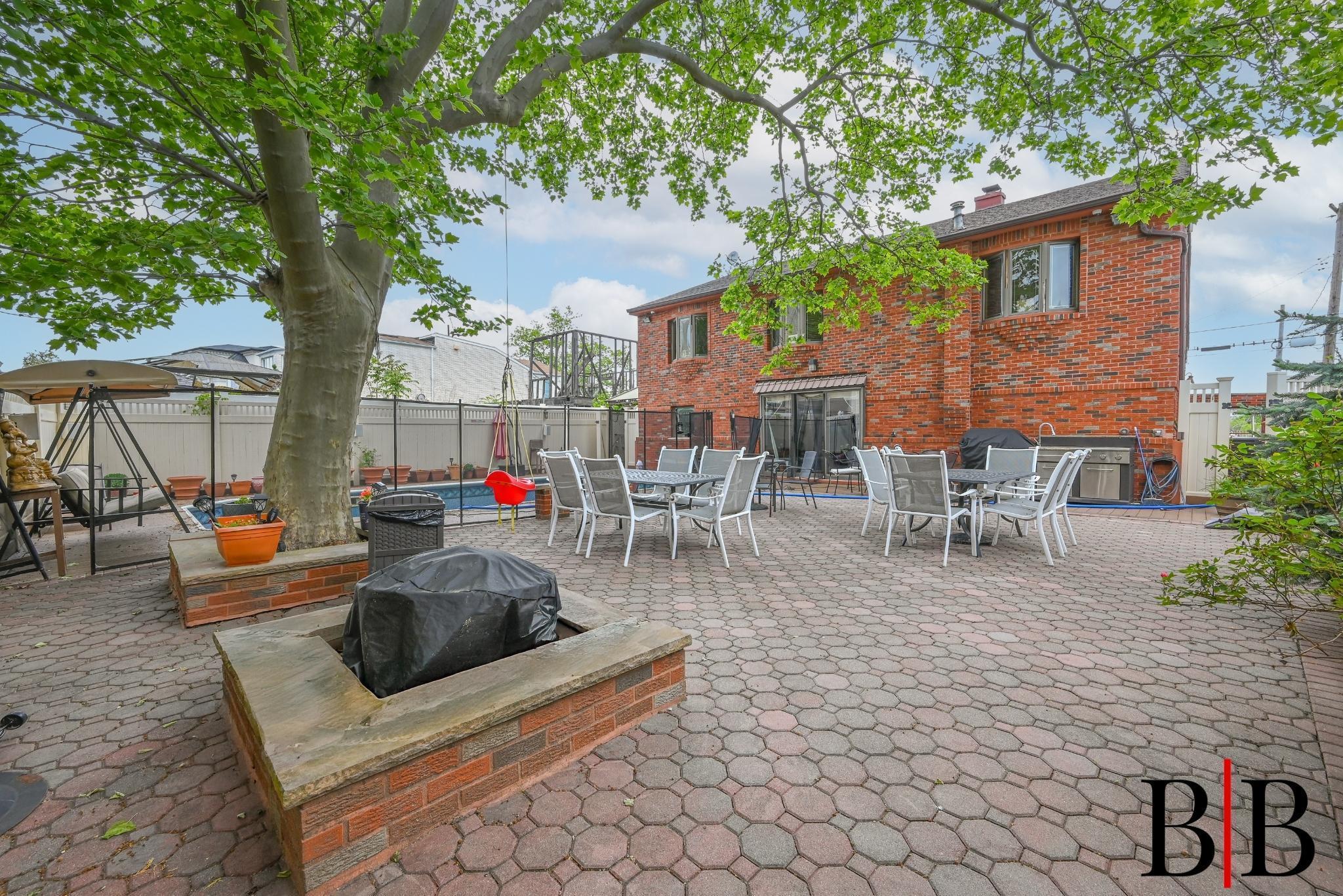 Single Family Whitman  Brooklyn, NY 11234, MLS-862133-32