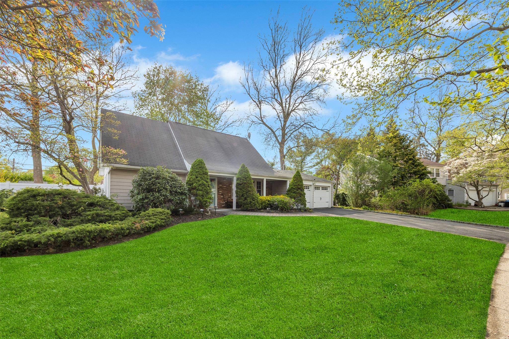 Single Family Twisting  Suffolk County, NY 11755, MLS-862144-6