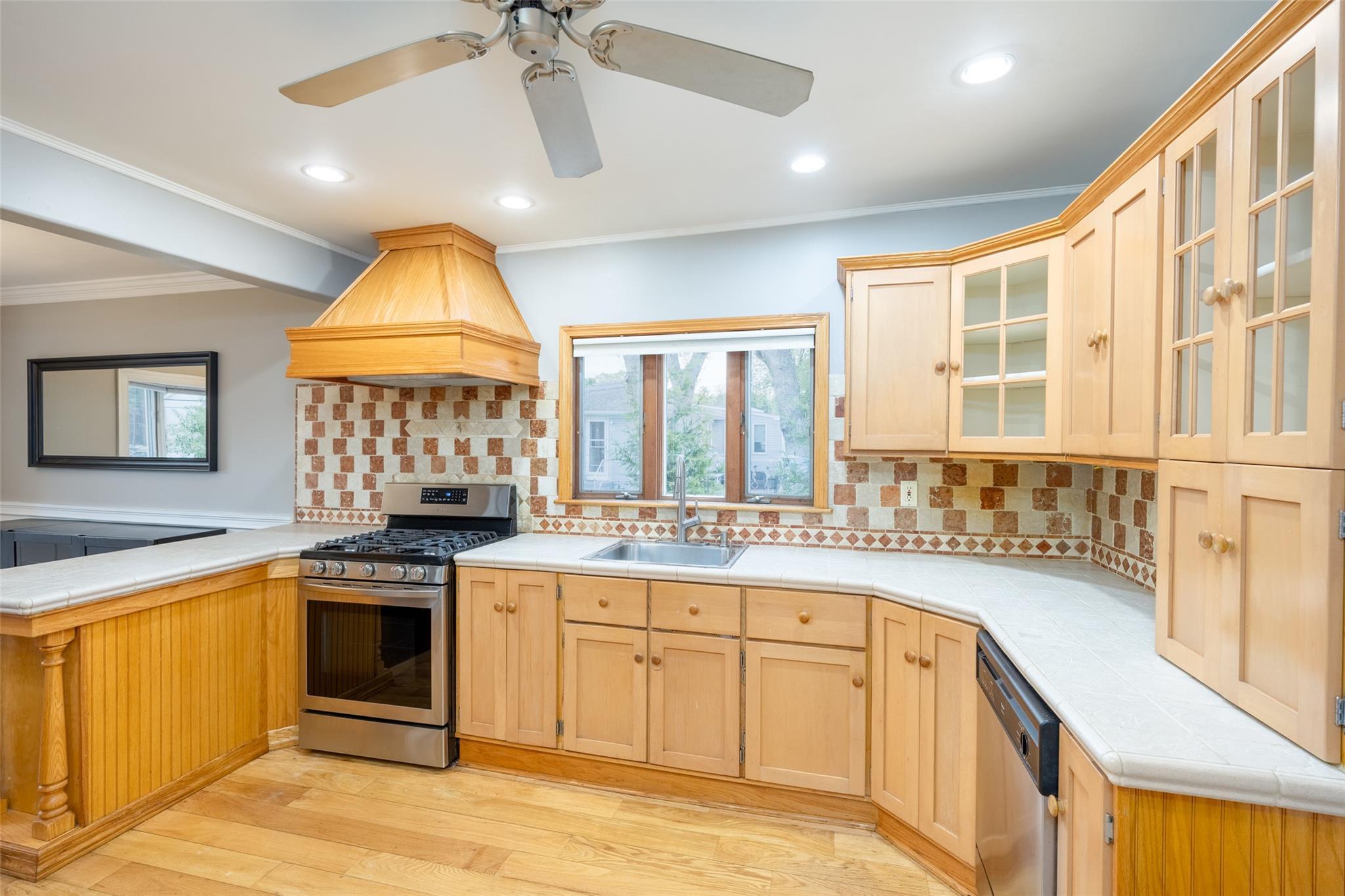 Single Family Livingston  Suffolk County, NY 11729, MLS-862145-12