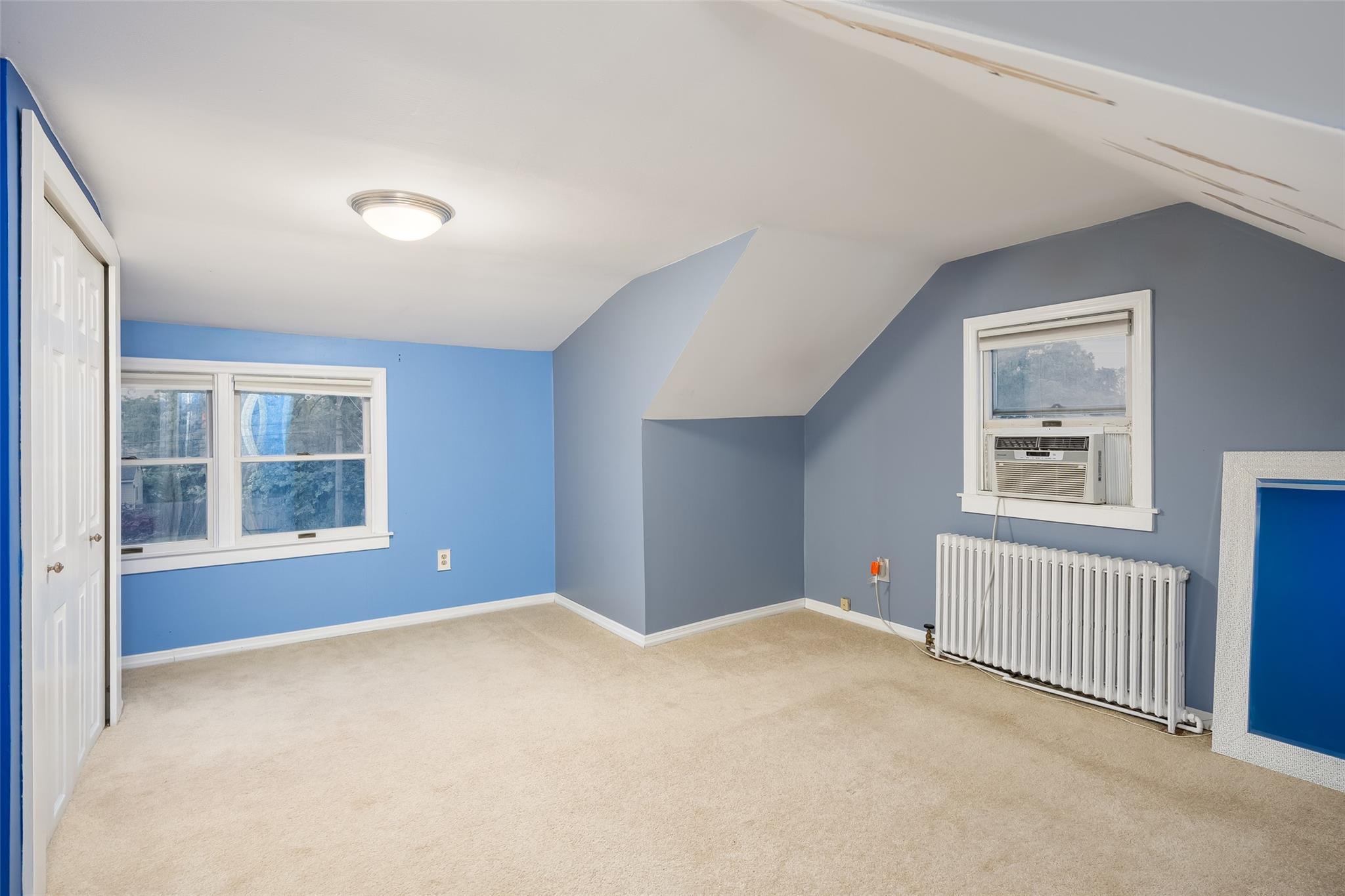 Single Family Livingston  Suffolk County, NY 11729, MLS-862145-22