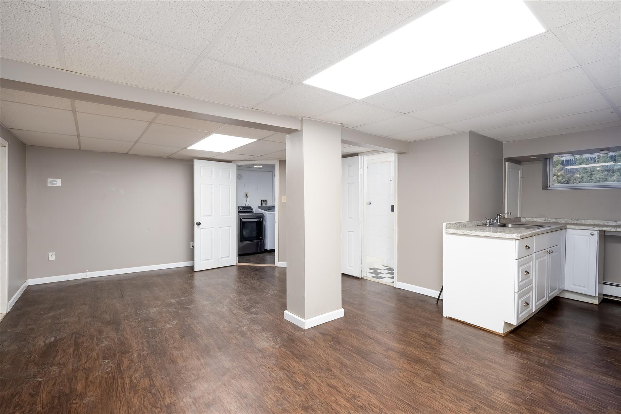 Single Family Livingston  Suffolk County, NY 11729, MLS-862145-25