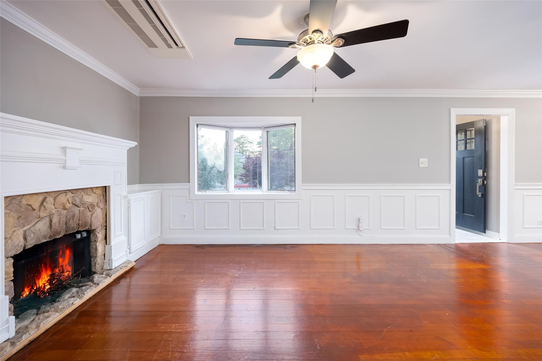 Single Family Livingston  Suffolk County, NY 11729, MLS-862145-6