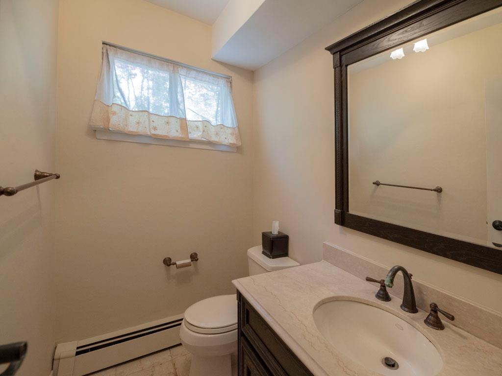 Single Family Old Country  Suffolk County, NY 11747, MLS-862148-7