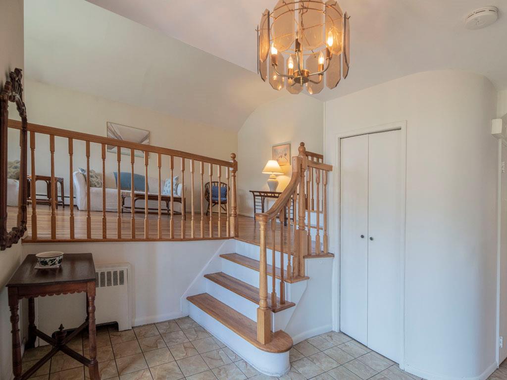Single Family Old Country  Suffolk County, NY 11747, MLS-862148-8