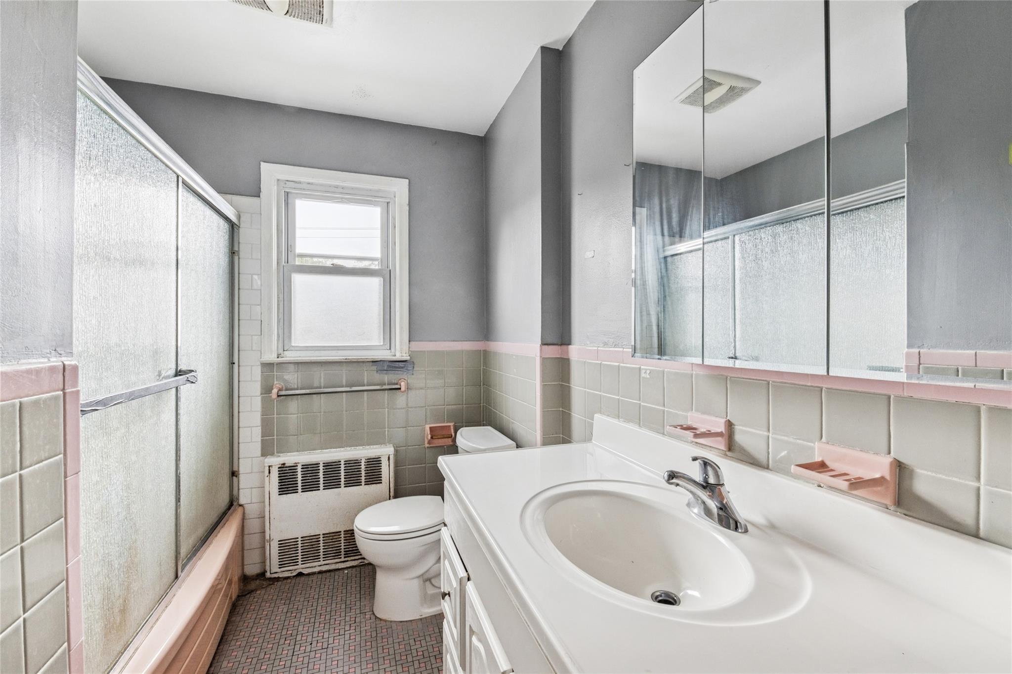 Single Family Denton  Nassau County, NY 11563, MLS-862150-28
