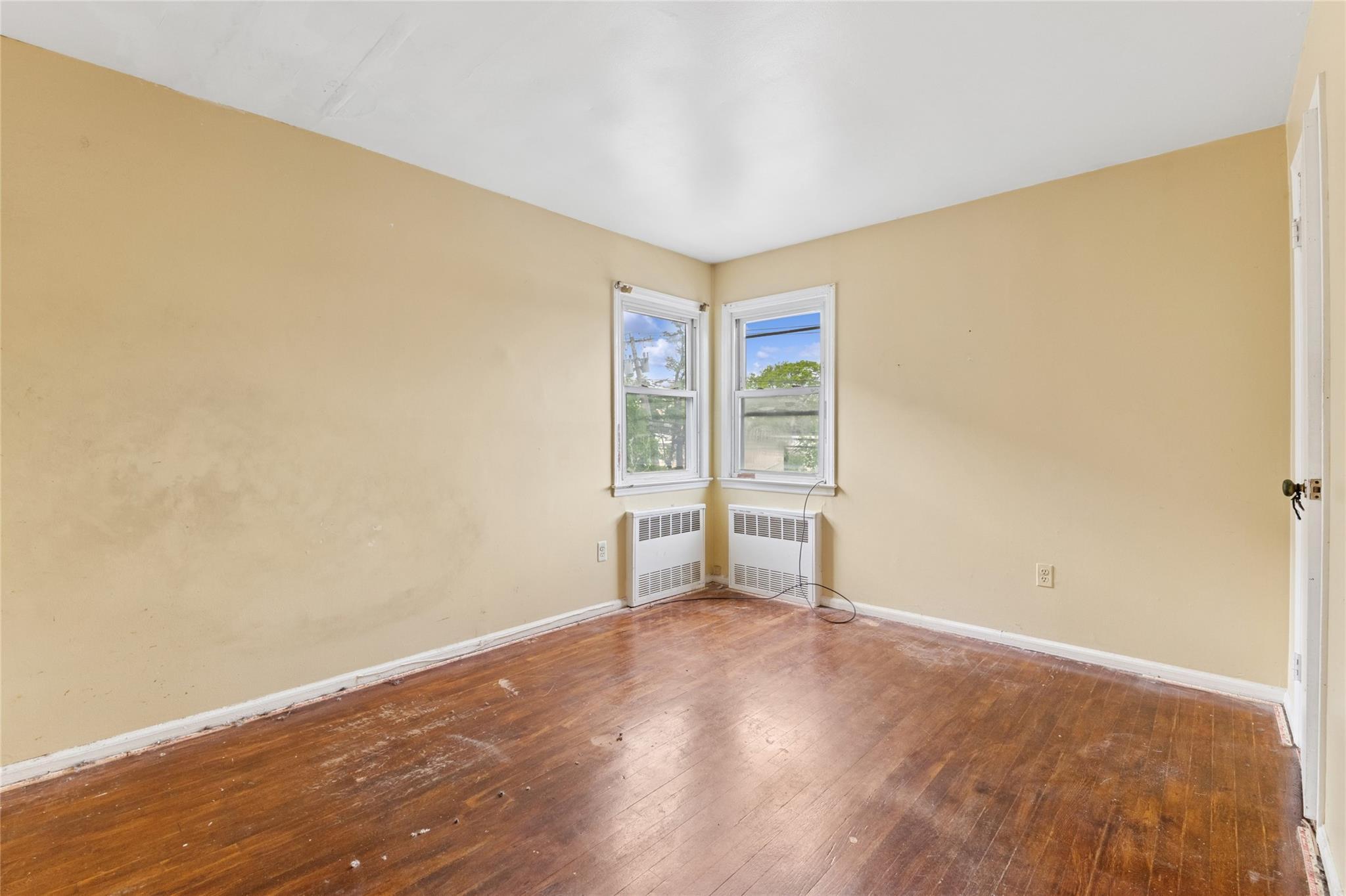 Single Family Denton  Nassau County, NY 11563, MLS-862150-31