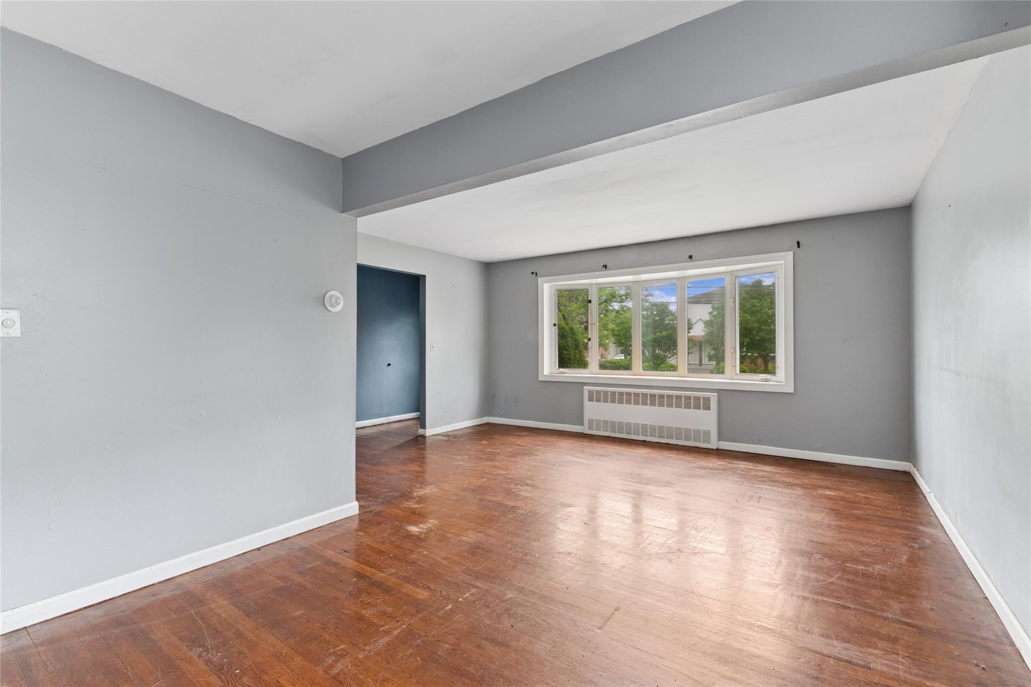 Single Family Denton  Nassau County, NY 11563, MLS-862150-7