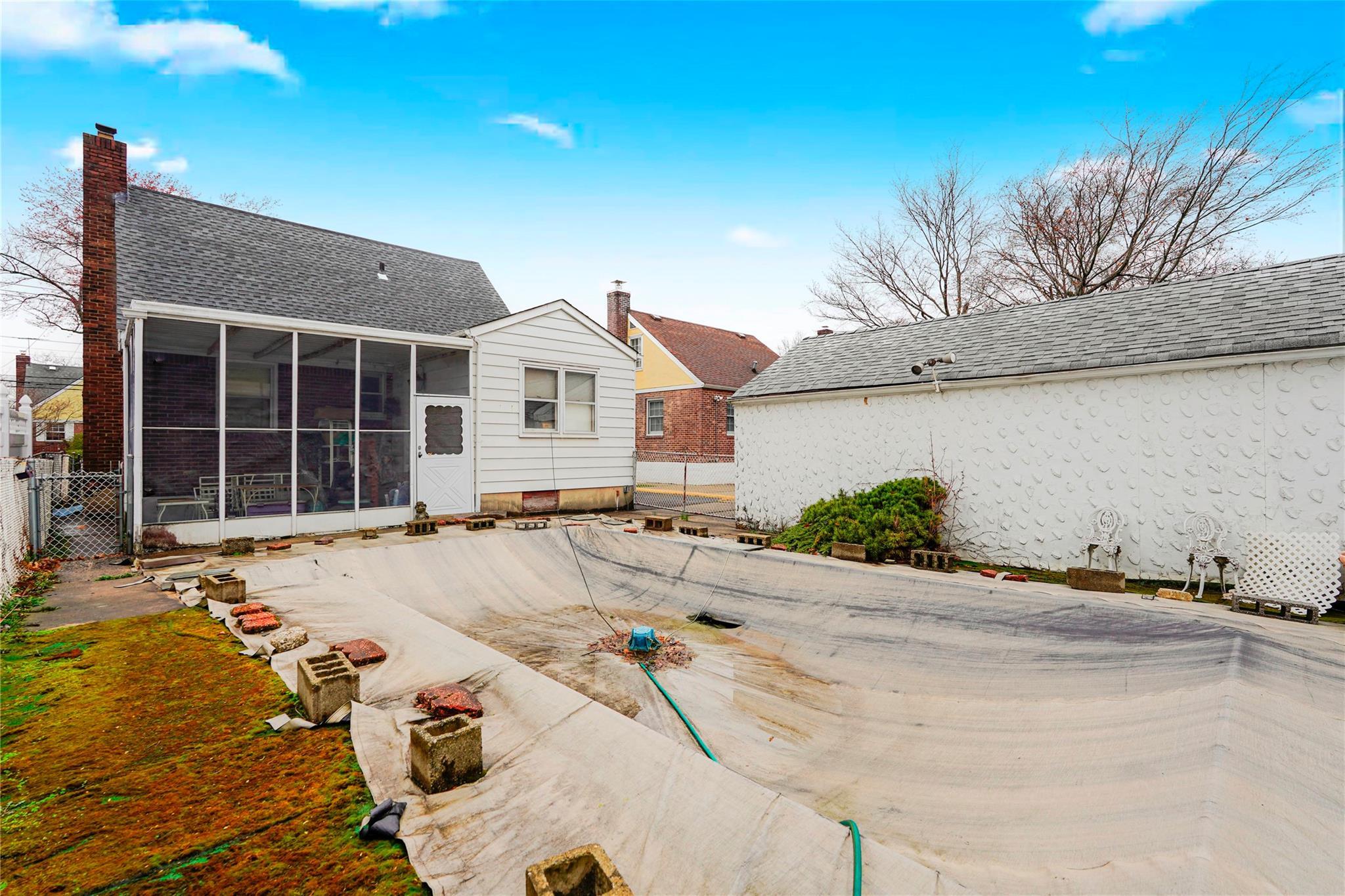 Single Family Byson  Staten Island, NY 10302, MLS-862172-4
