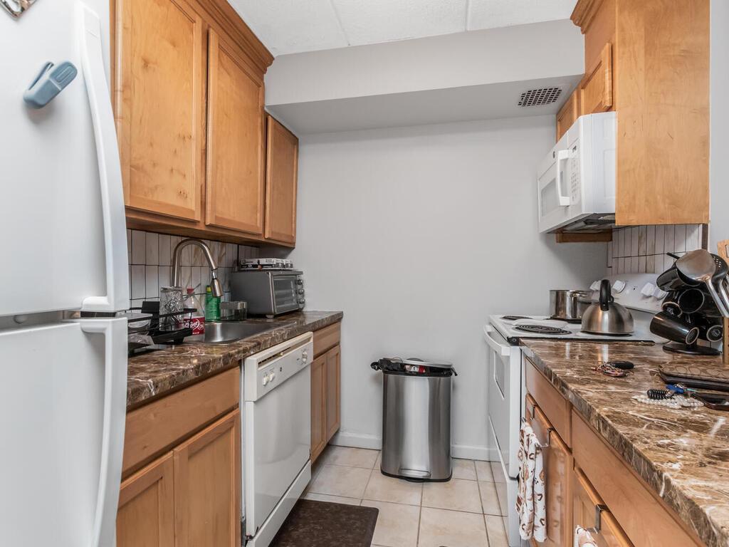 Condo Seaview  Brooklyn, NY 11236, MLS-862177-7