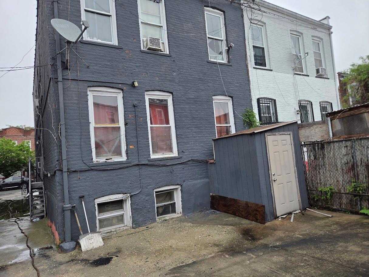 Single Family Bradford  Brooklyn, NY 11207, MLS-862190-24