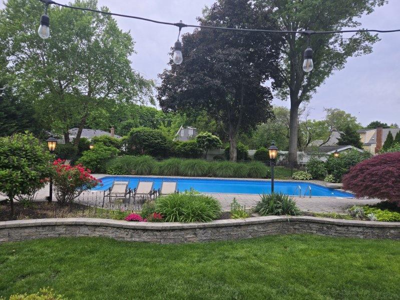 Single Family Teaneck  Suffolk County, NY 11731, MLS-862192-29