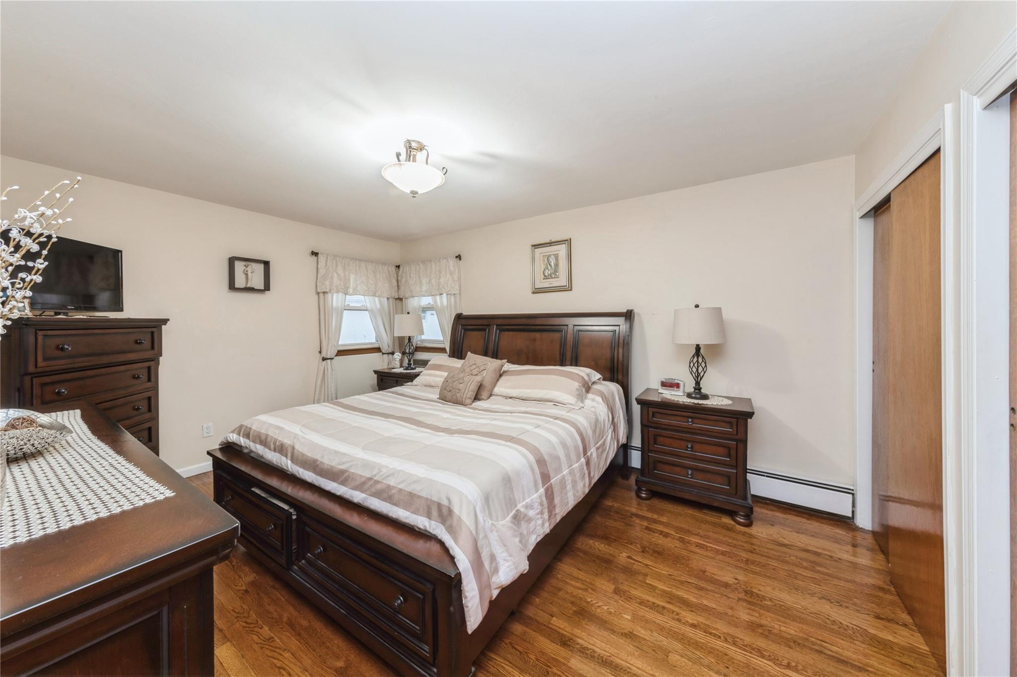 Single Family 164th  Queens, NY 11414, MLS-862194-12