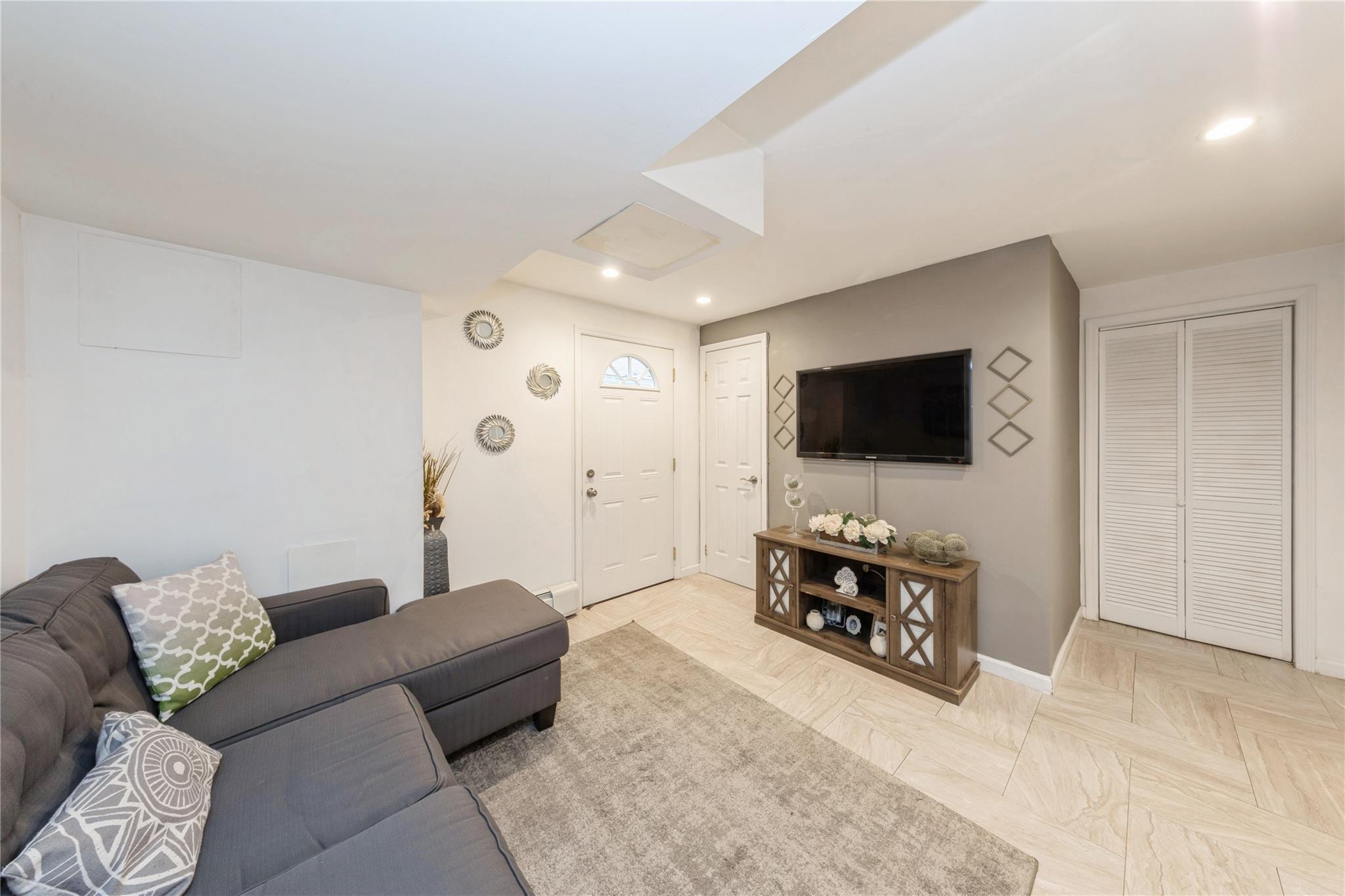 Single Family 164th  Queens, NY 11414, MLS-862194-14