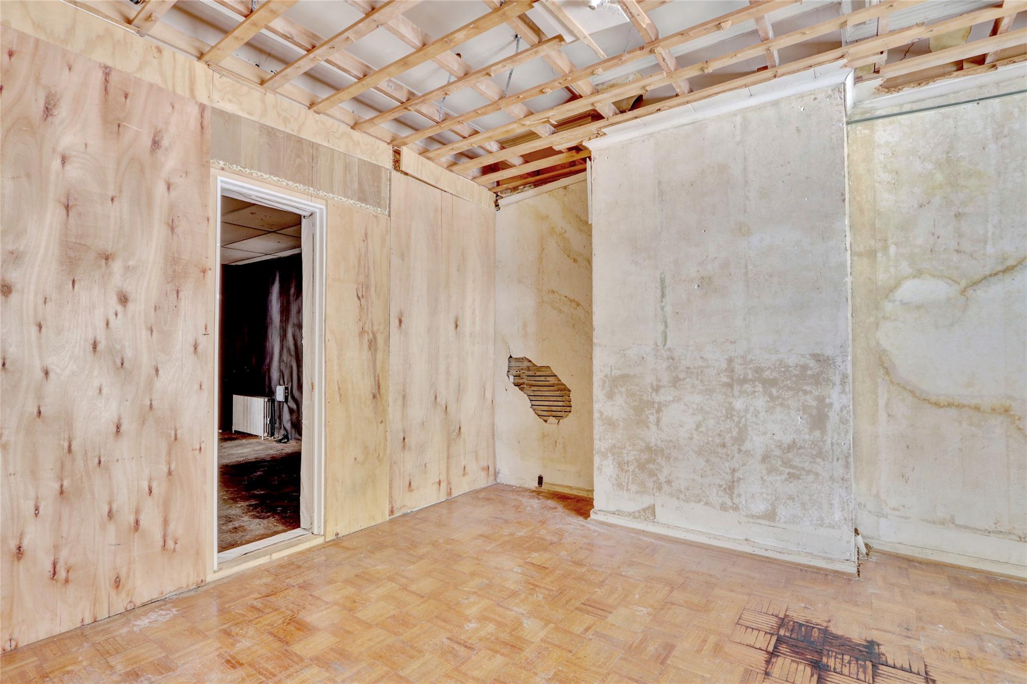 Single Family Van Siclen  Brooklyn, NY 11207, MLS-862200-4