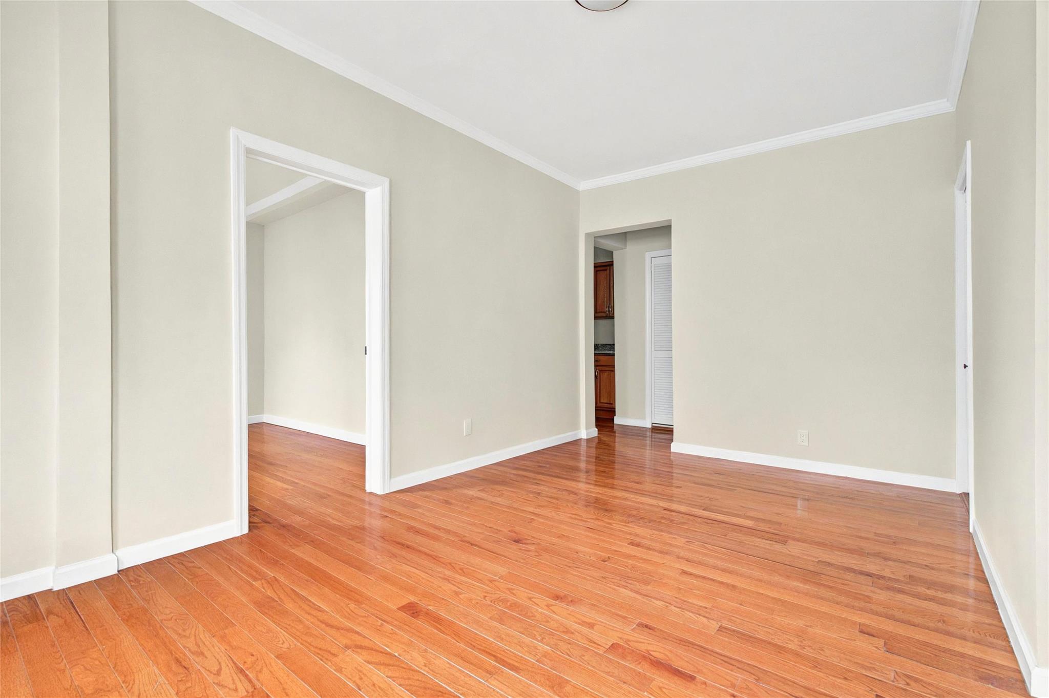 Single Family Terrace  Westchester County, NY 10550, MLS-862204-10