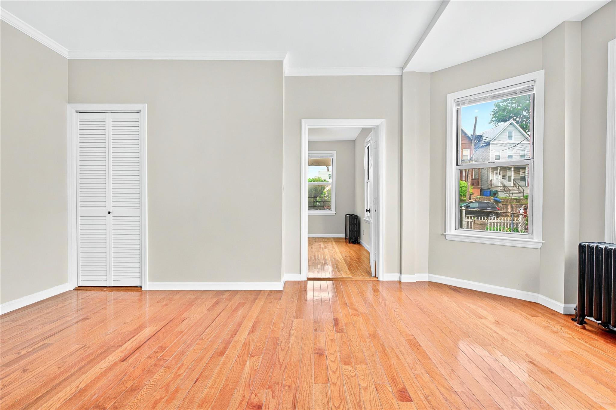 Single Family Terrace  Westchester County, NY 10550, MLS-862204-12