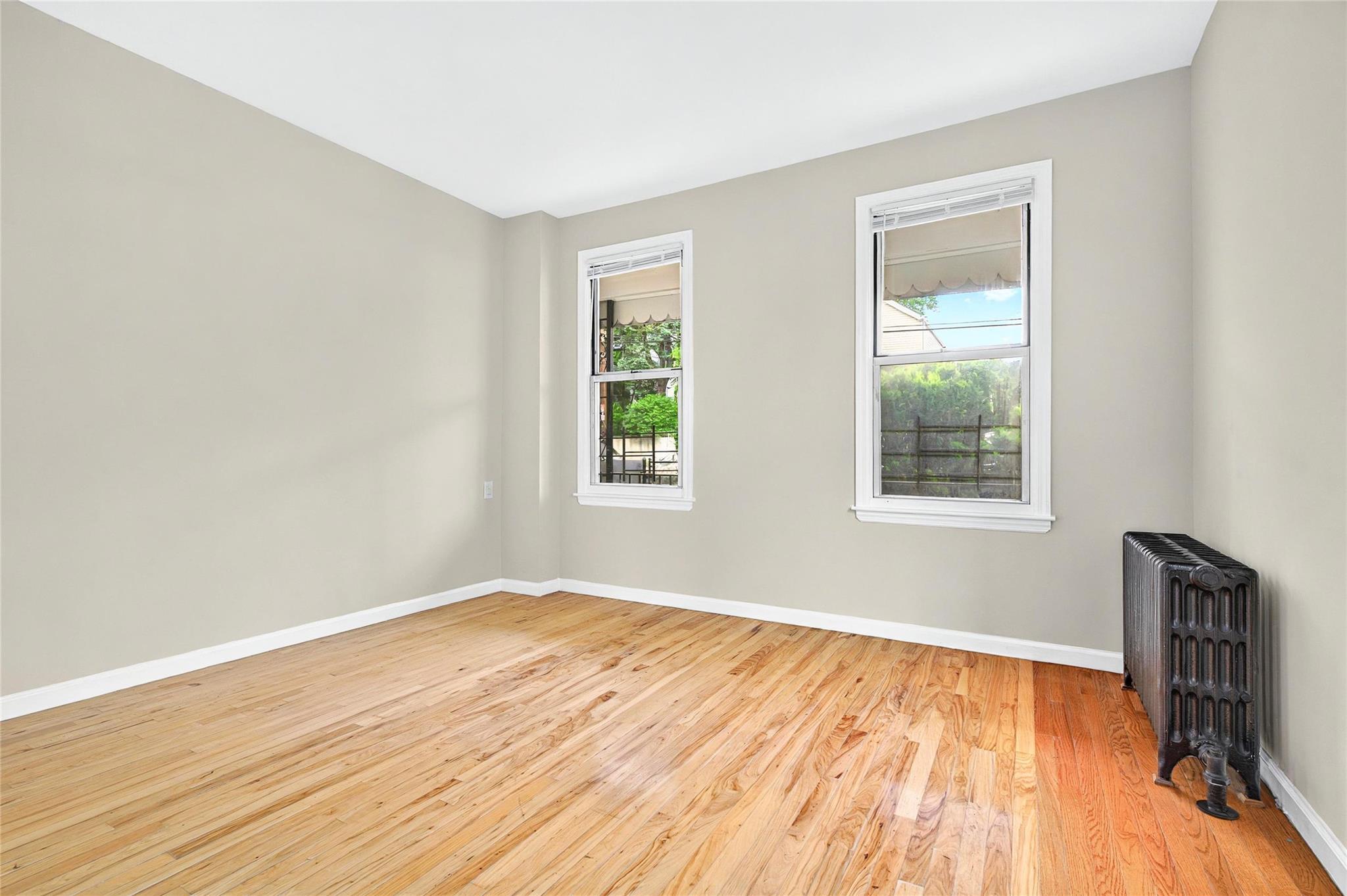 Single Family Terrace  Westchester County, NY 10550, MLS-862204-13