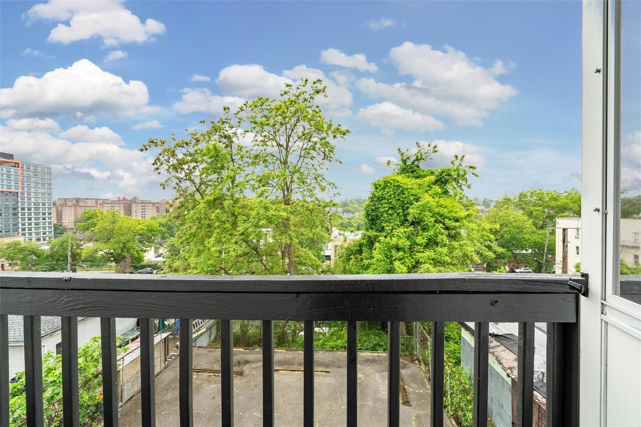 Single Family Terrace  Westchester County, NY 10550, MLS-862204-35