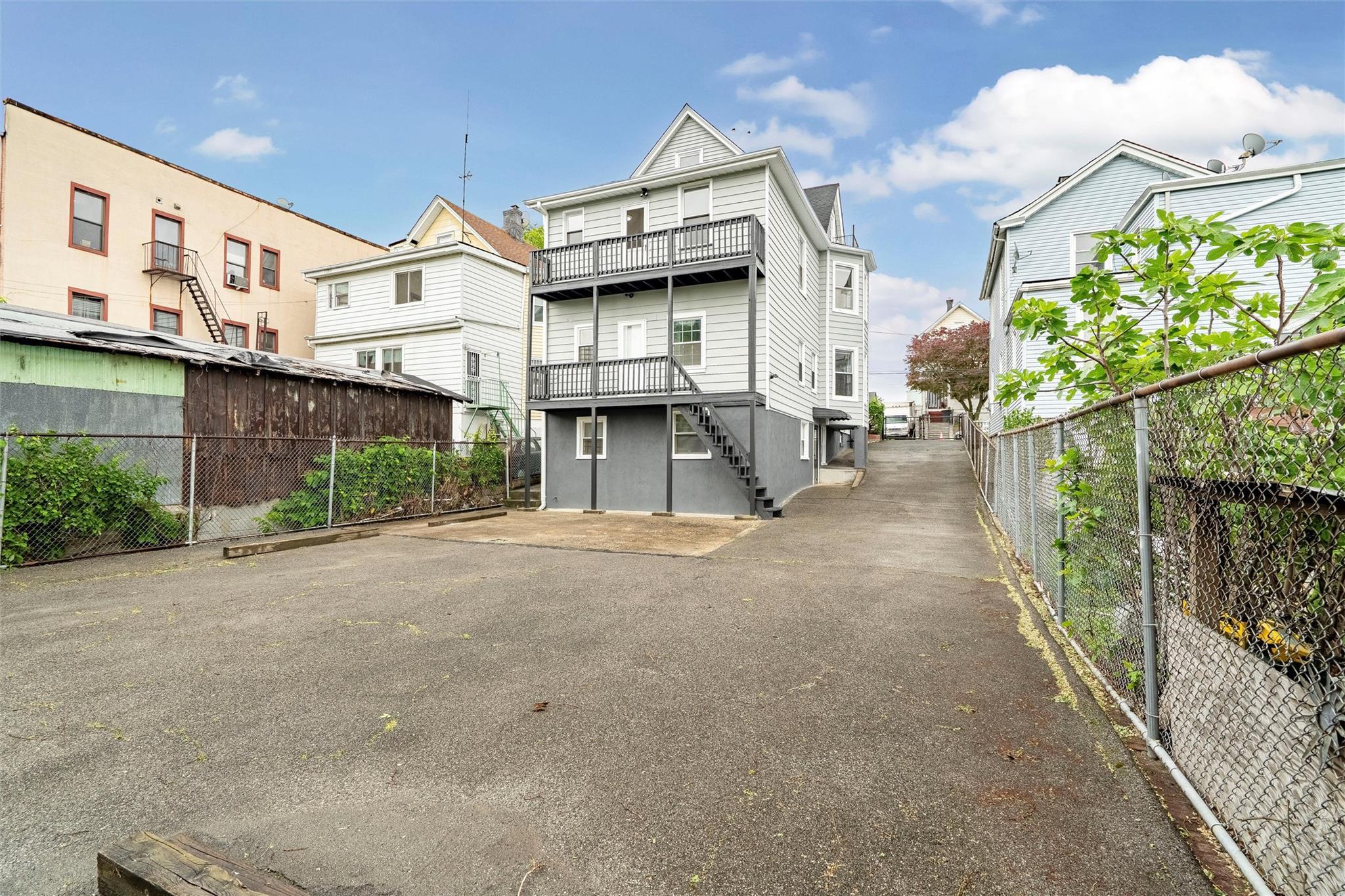 Single Family Terrace  Westchester County, NY 10550, MLS-862204-41