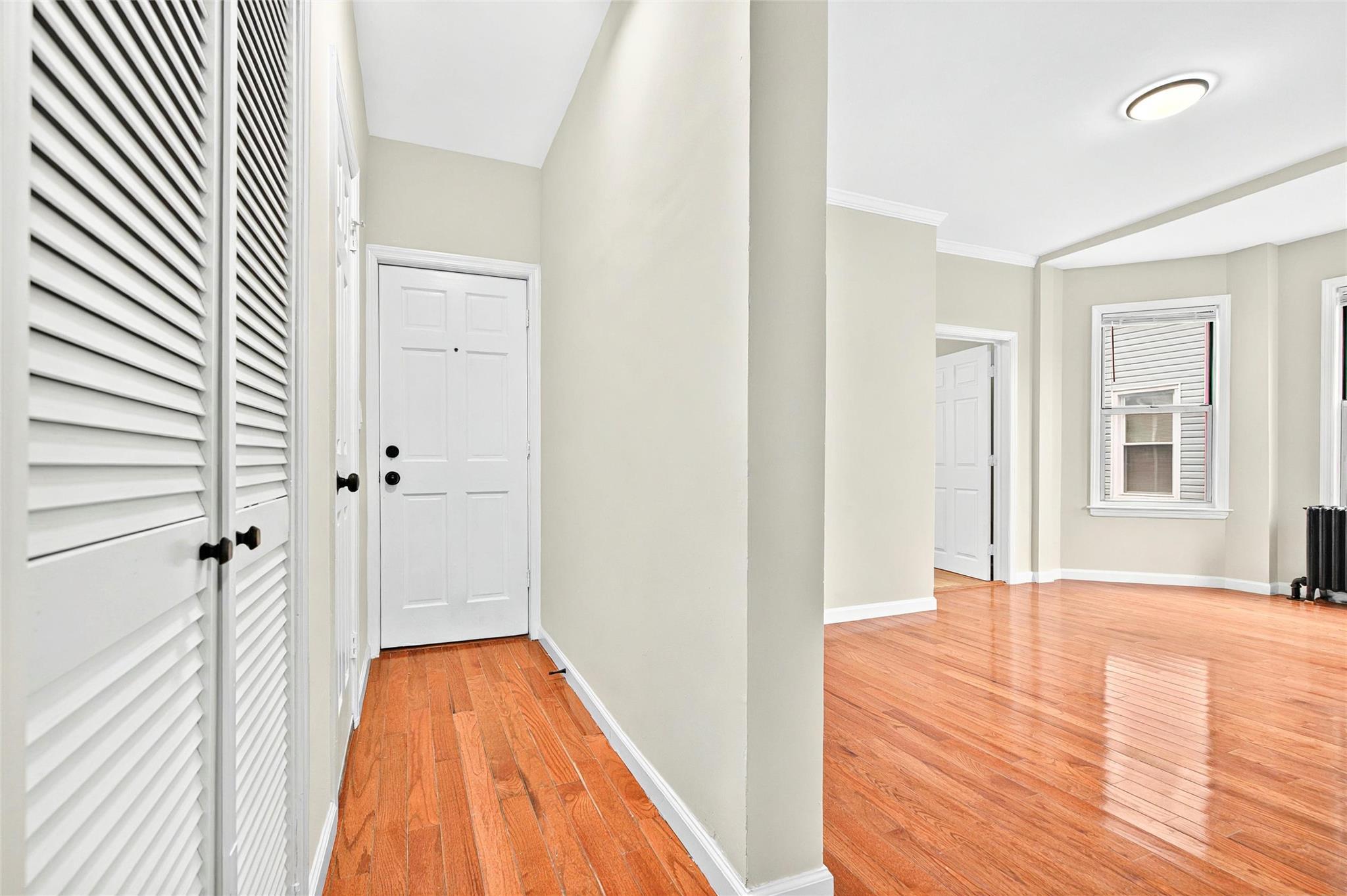 Single Family Terrace  Westchester County, NY 10550, MLS-862204-7