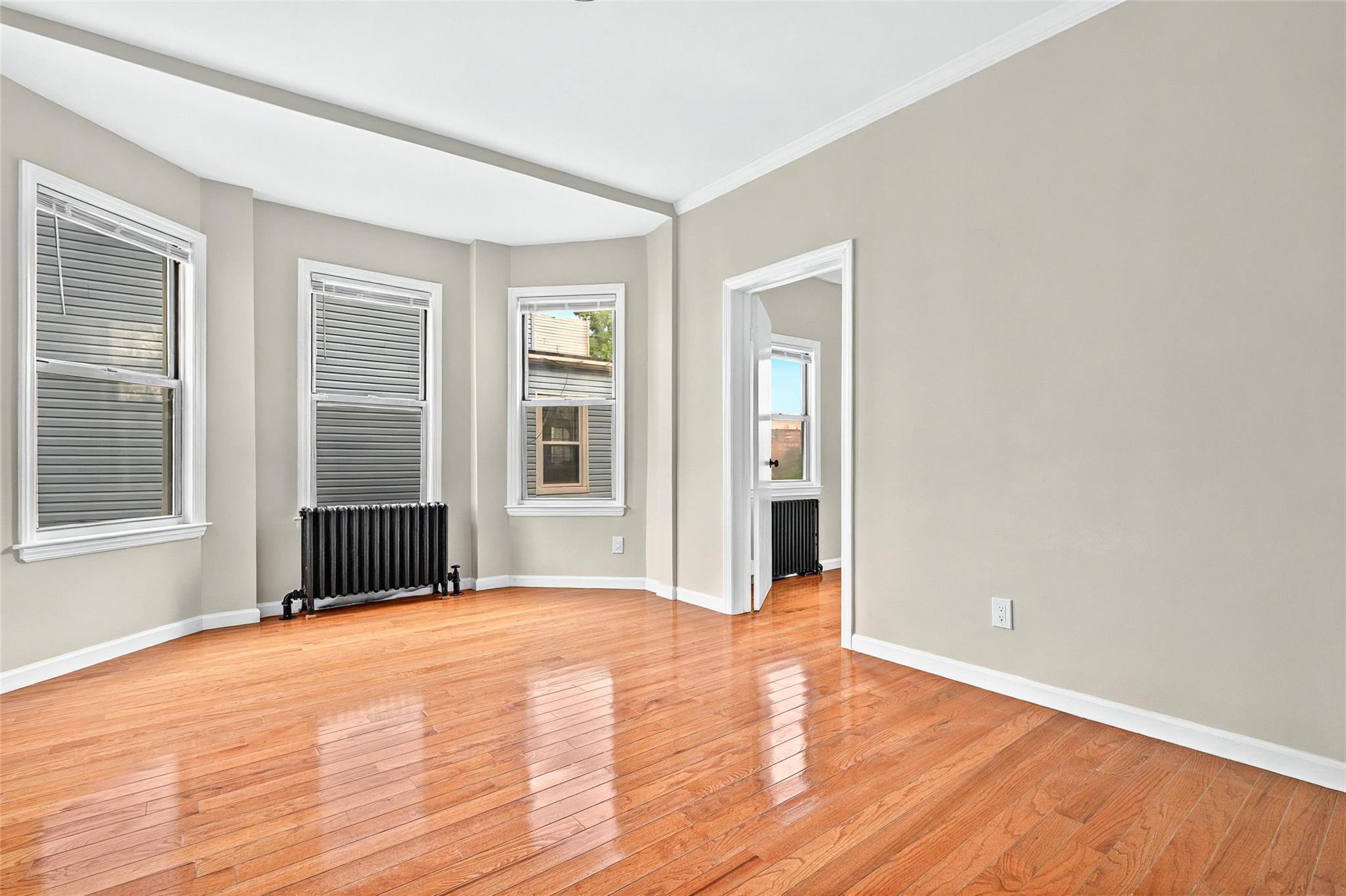 Single Family Terrace  Westchester County, NY 10550, MLS-862204-9