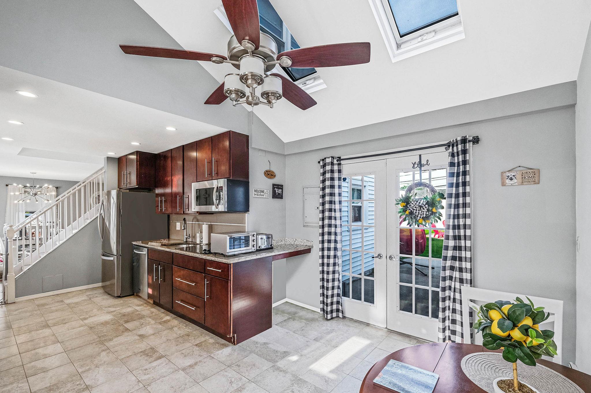 Single Family Oaktree  Nassau County, NY 11756, MLS-862206-15