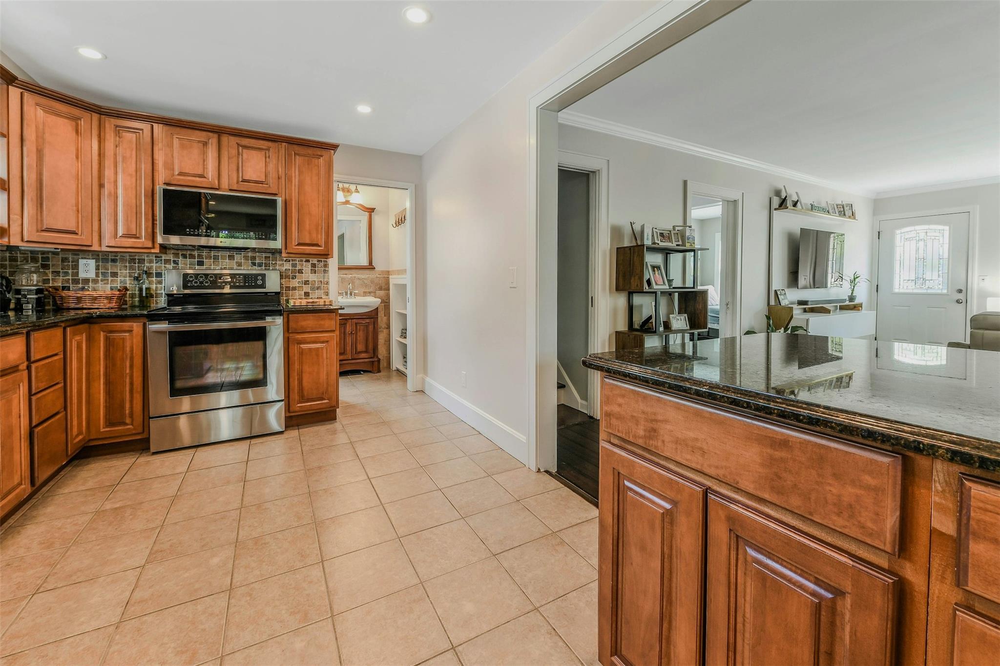 Single Family Harrison  Suffolk County, NY 11721, MLS-862210-13
