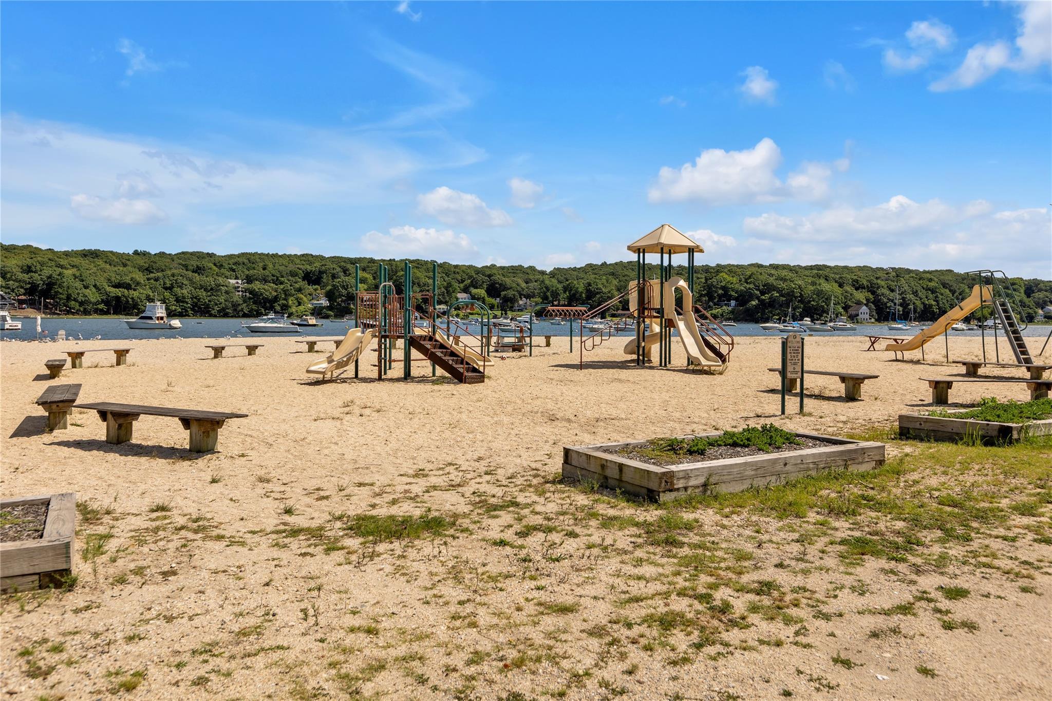 Single Family Harrison  Suffolk County, NY 11721, MLS-862210-25