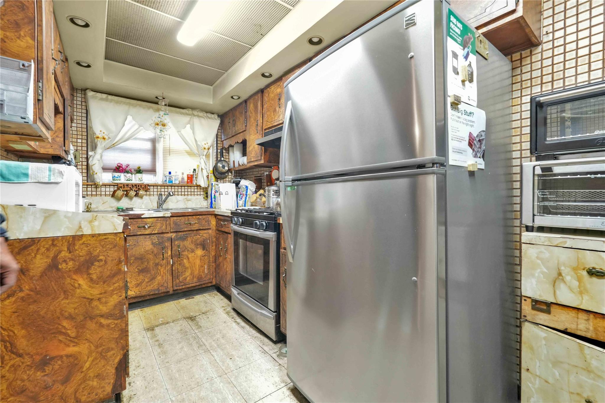 Single Family Remsen  Brooklyn, NY 11212, MLS-862215-10