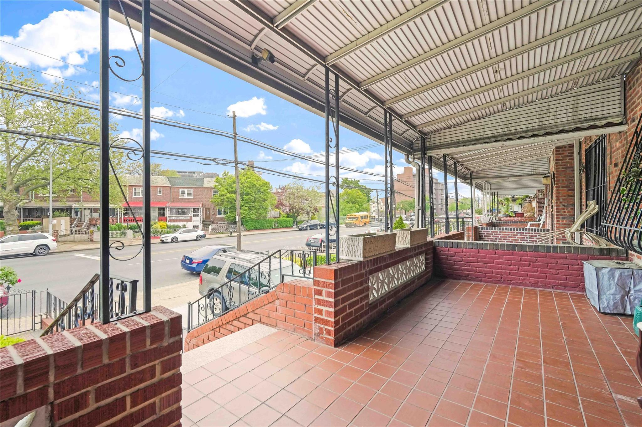 Single Family Remsen  Brooklyn, NY 11212, MLS-862215-4