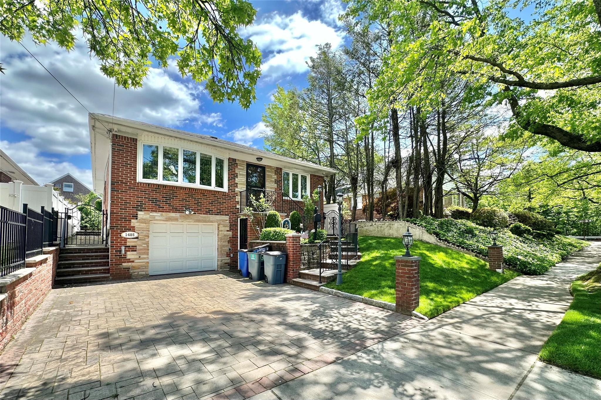 Single Family 166  Queens, NY 11357, MLS-862223-3