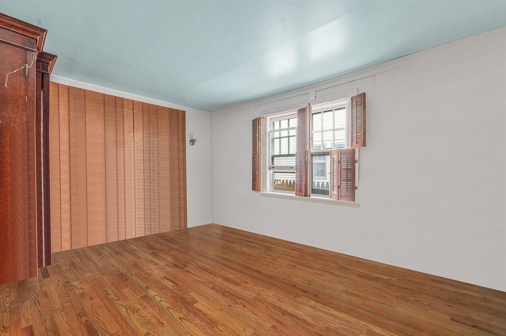 Single Family Archer  Nassau County, NY 11520, MLS-862224-13