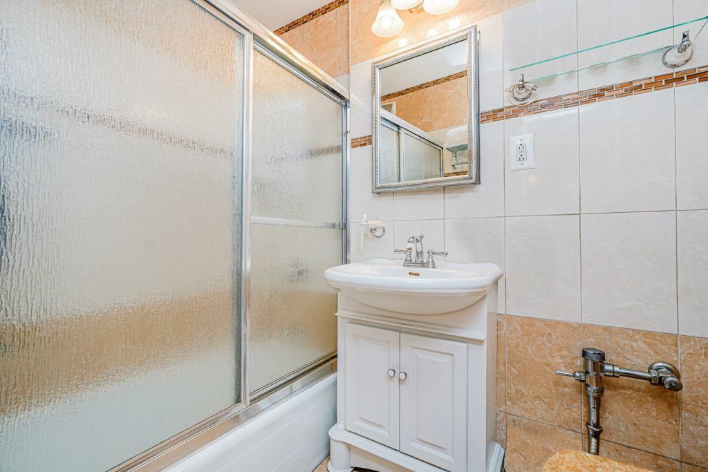 Coop Gerritsen  Brooklyn, NY 11229, MLS-862234-10