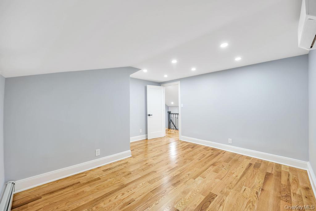 Single Family Superior  Nassau County, NY 11001, MLS-862241-14