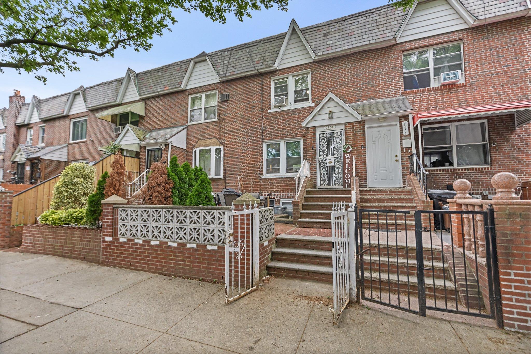 Single Family 83rd  Queens, NY 11370, MLS-862250-2