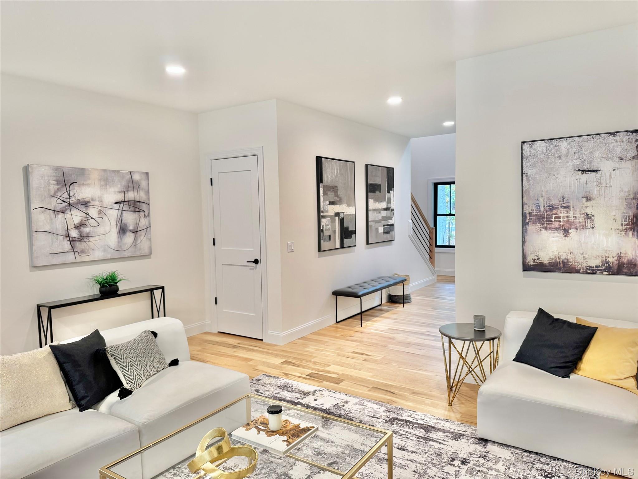 Single Family Dayton Avenue Suffolk County, NY 11949, MLS-862252-7