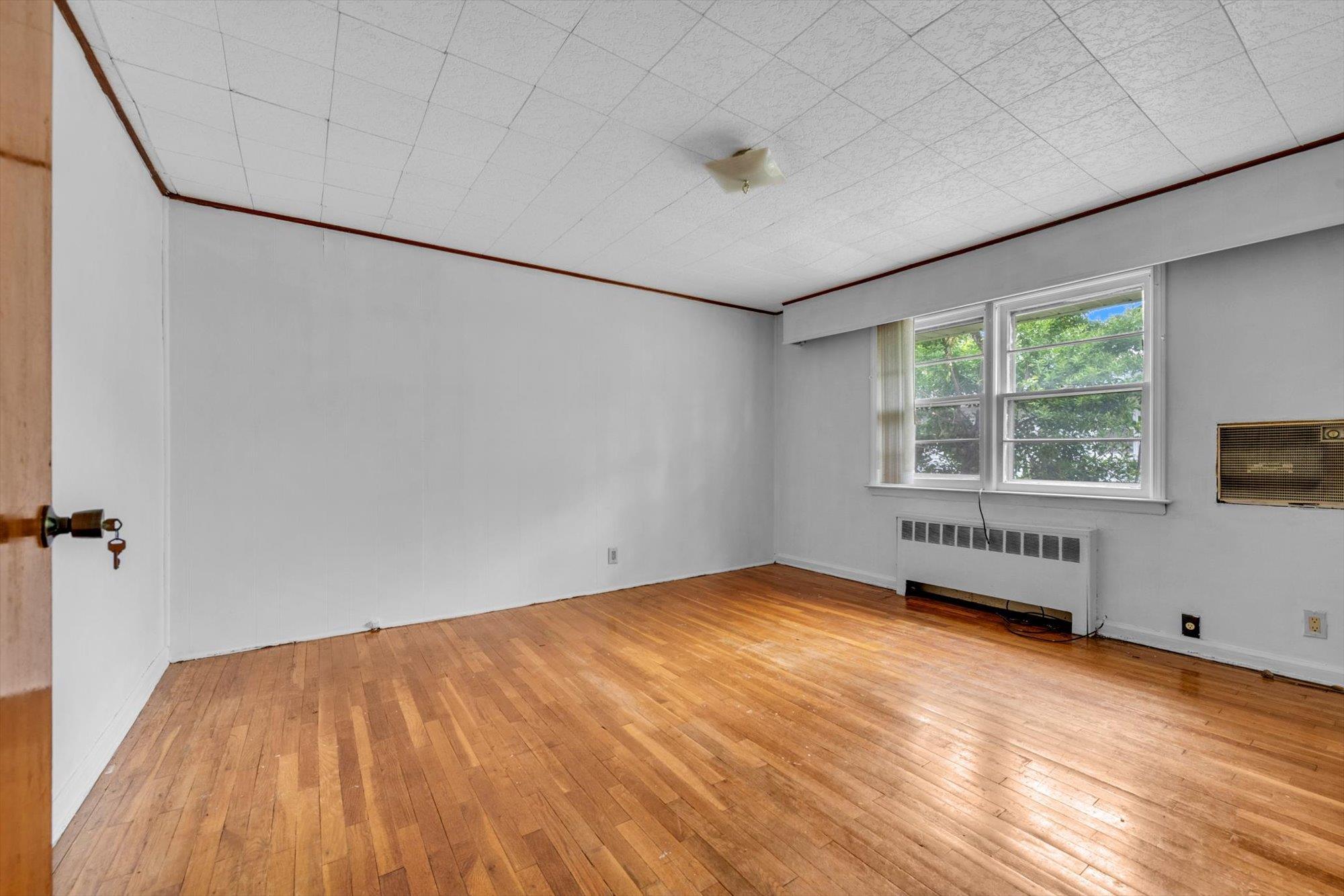 Single Family Kennedy  Nassau County, NY 11550, MLS-862262-9