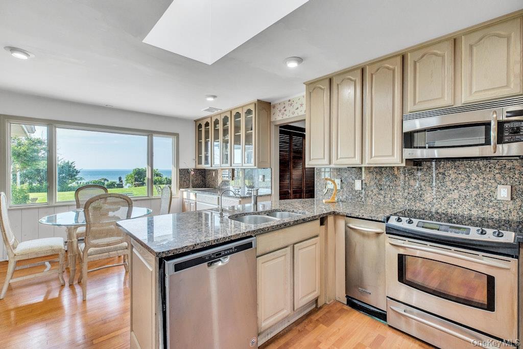 Single Family Sound Suffolk County, NY 11944, MLS-862263-26