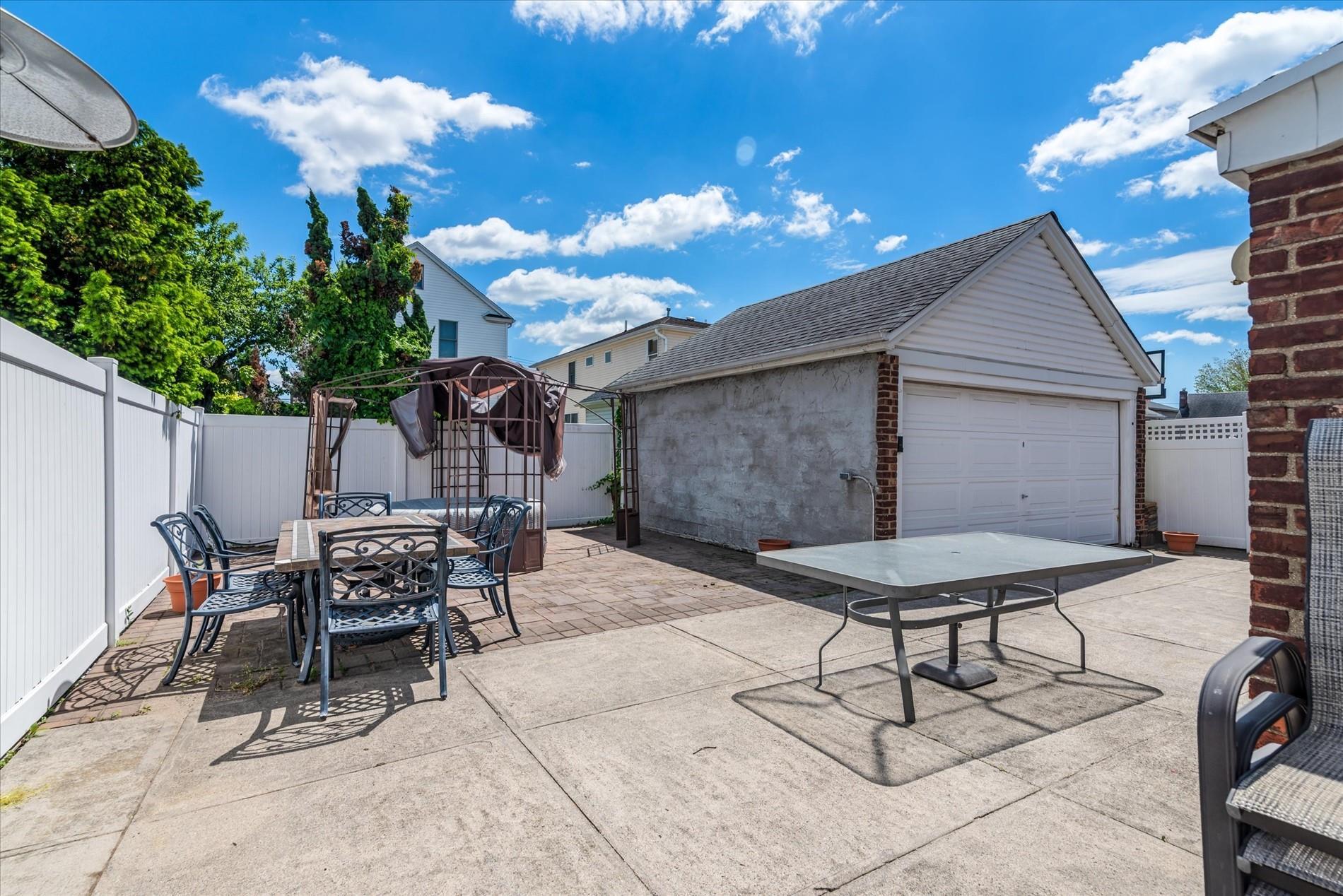 Single Family 99th  Queens, NY 11414, MLS-862274-21
