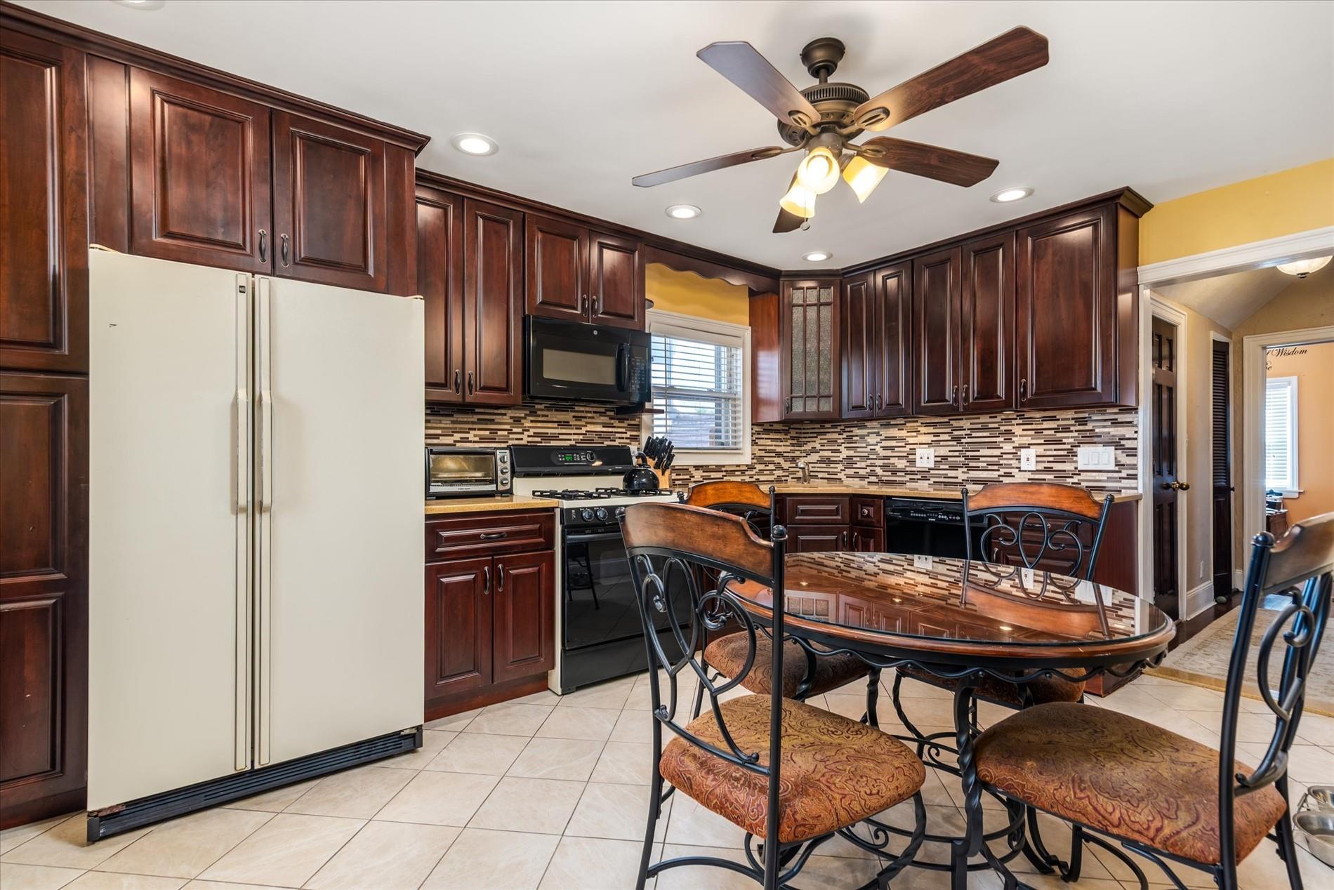 Single Family 99th  Queens, NY 11414, MLS-862274-7
