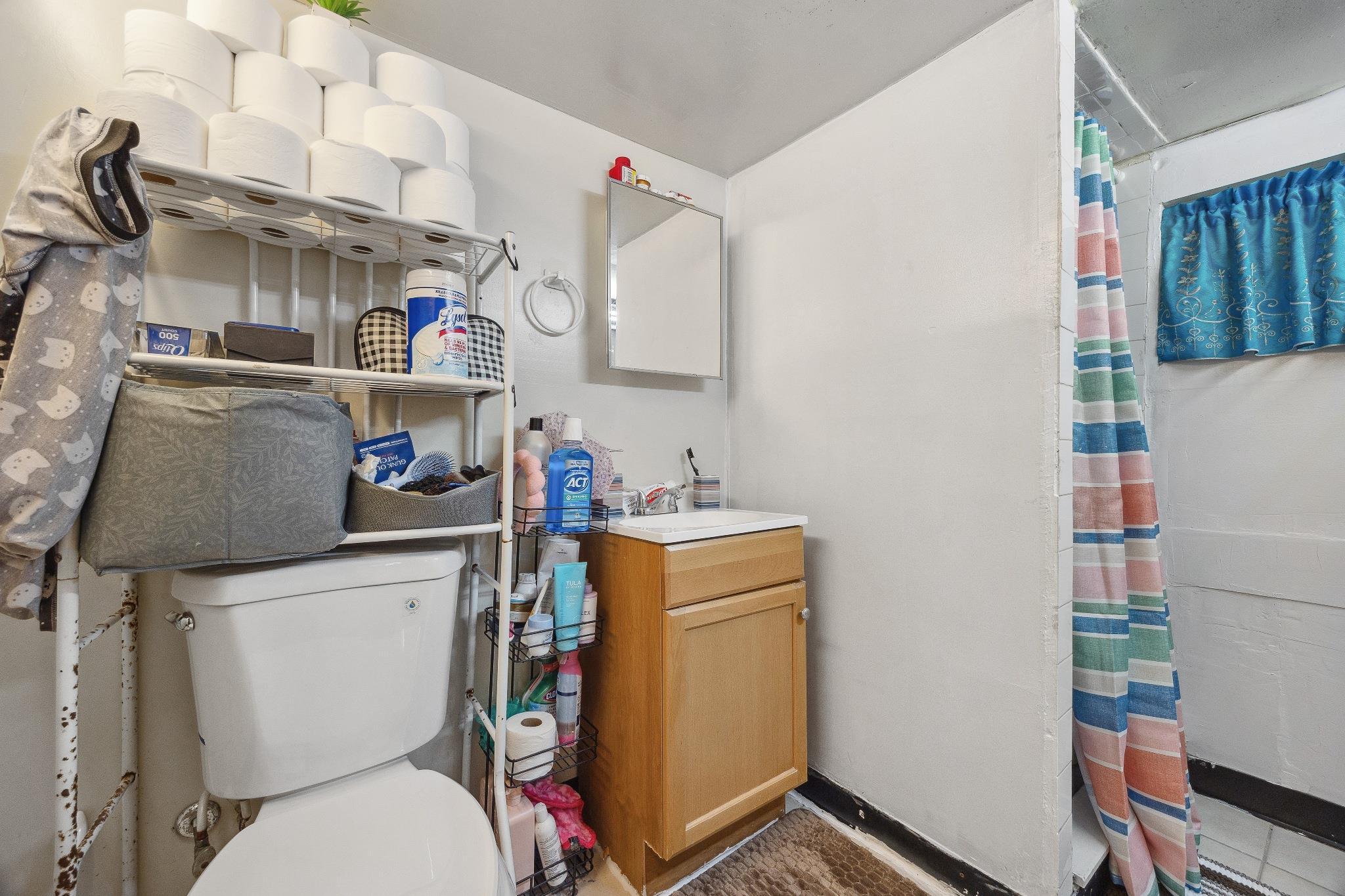 Single Family 204th  Queens, NY 11412, MLS-862277-15
