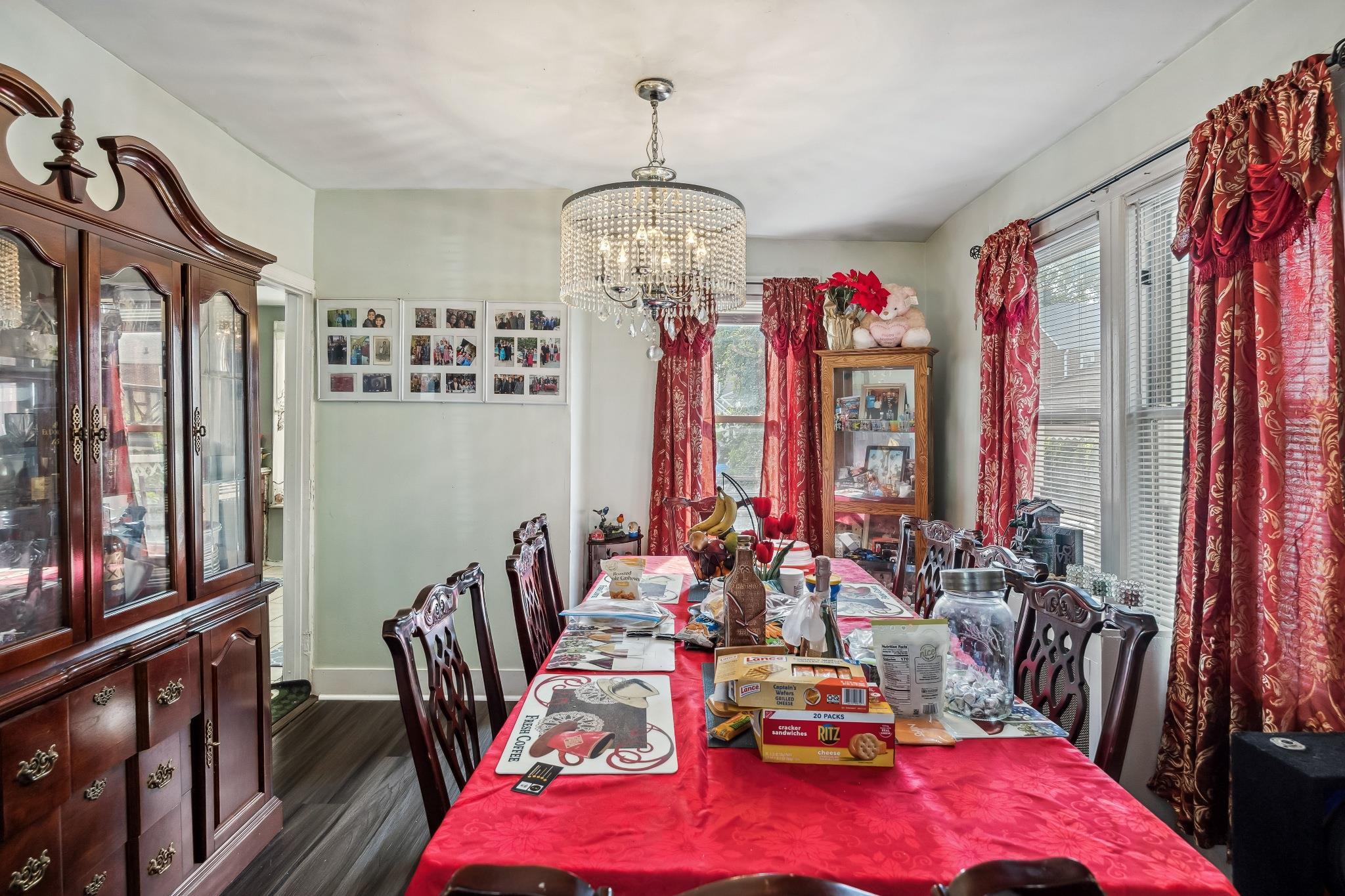 Single Family 204th  Queens, NY 11412, MLS-862277-6