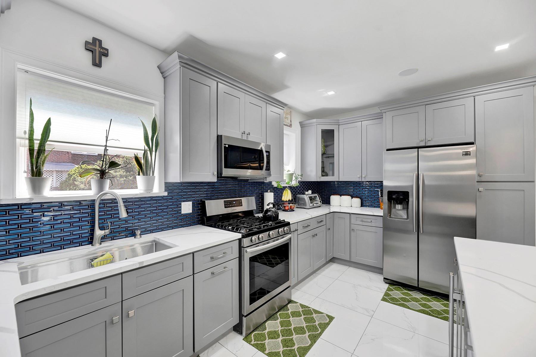Single Family Troutville  Queens, NY 11434, MLS-862281-12