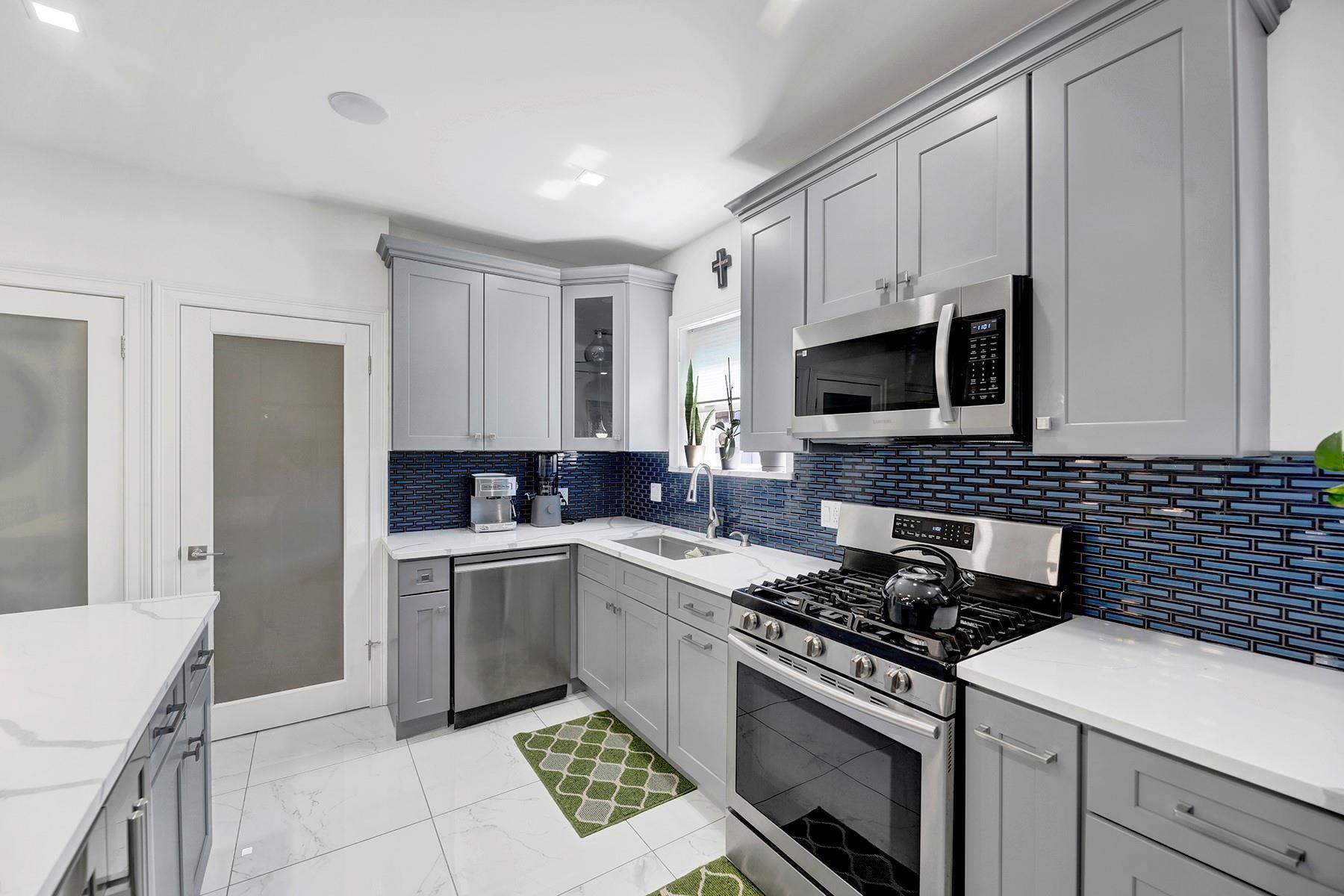 Single Family Troutville  Queens, NY 11434, MLS-862281-14